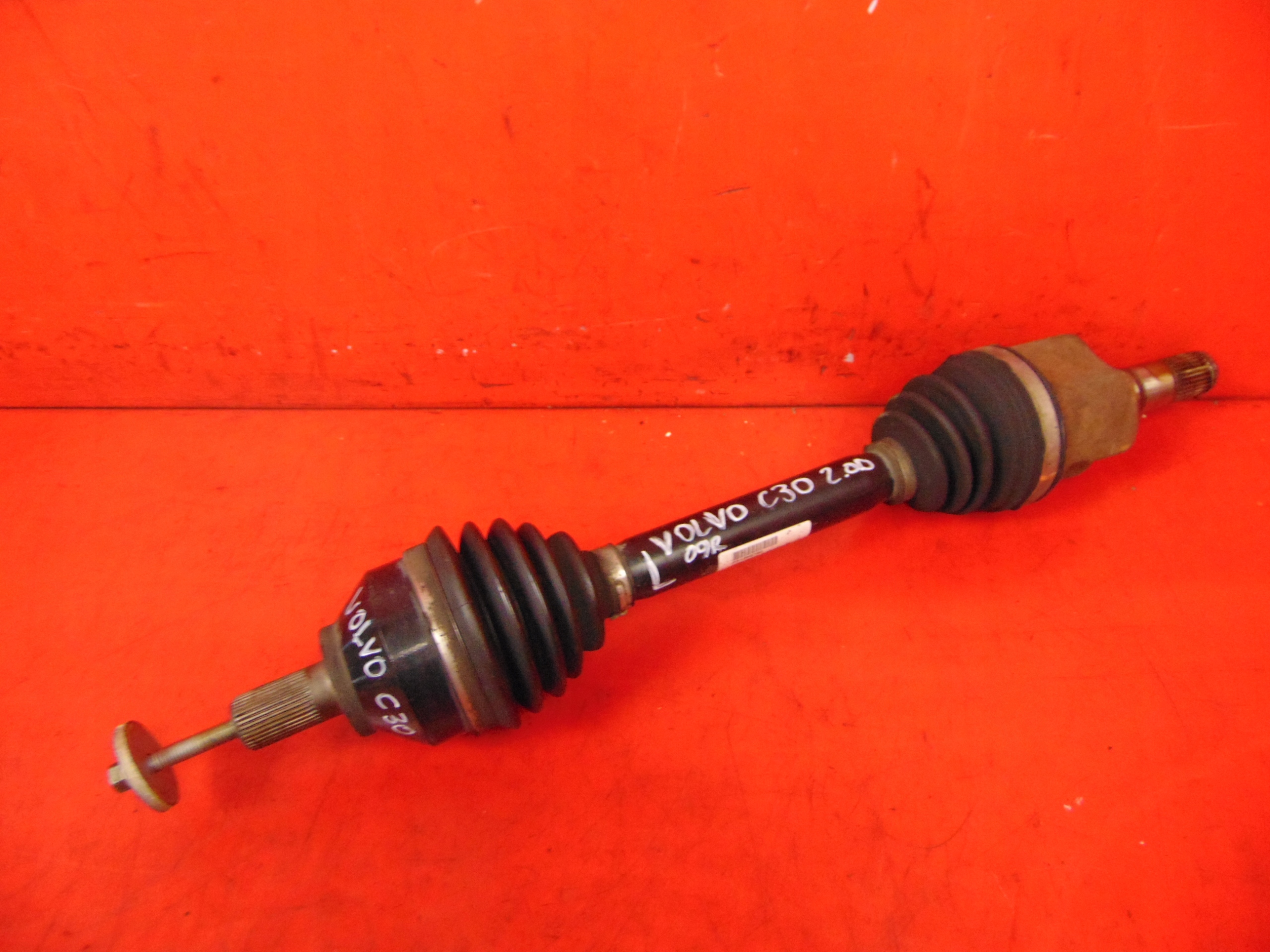 VOLVO C30 2.0 D S40 V50 semi-axis left front AUTOMAT
