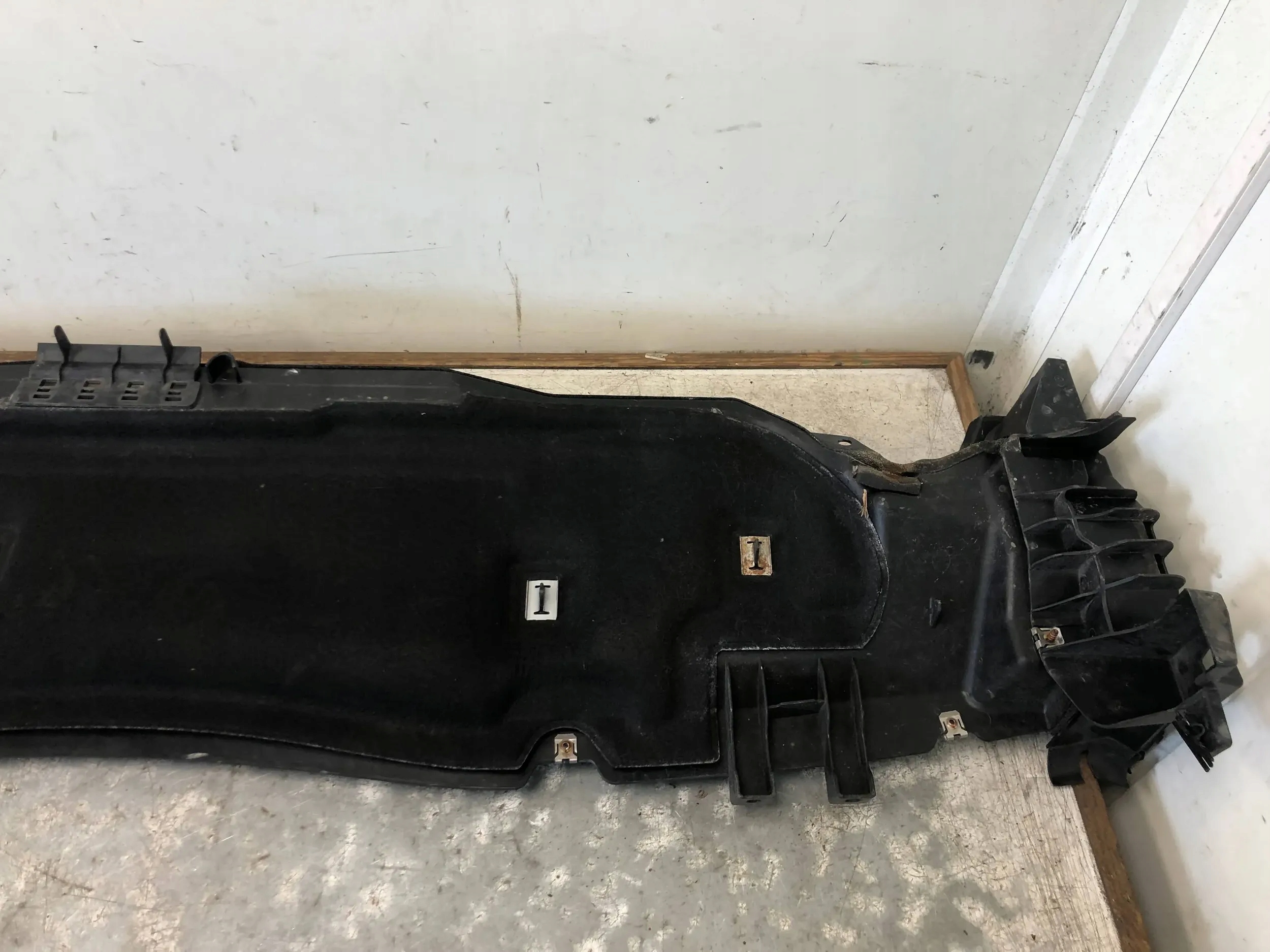 PODSZYBIE METALOWE TRANSIT CONNECT MK2 LIFT DT11-R02476-AB DT11-R02477-AB Numer katalogowy oryginału DT11-R02477-AB