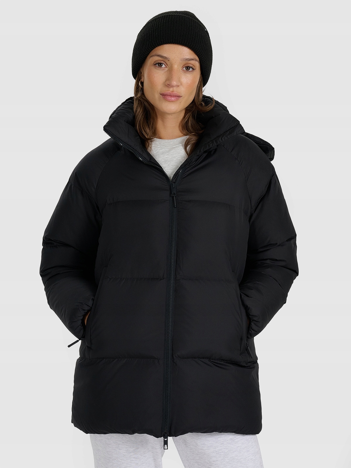 4F Dámská péřová bunda černá Xs
