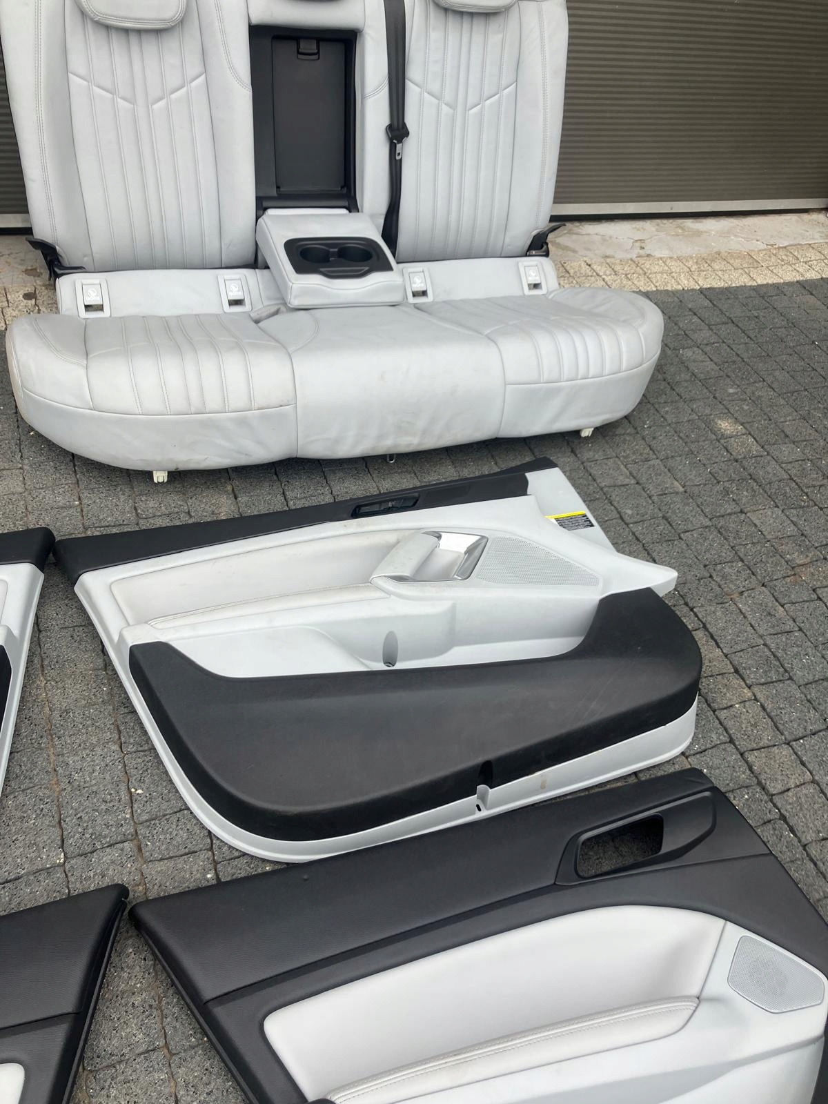 seats side PEUGEOT 308 T9 HB JASNA leather