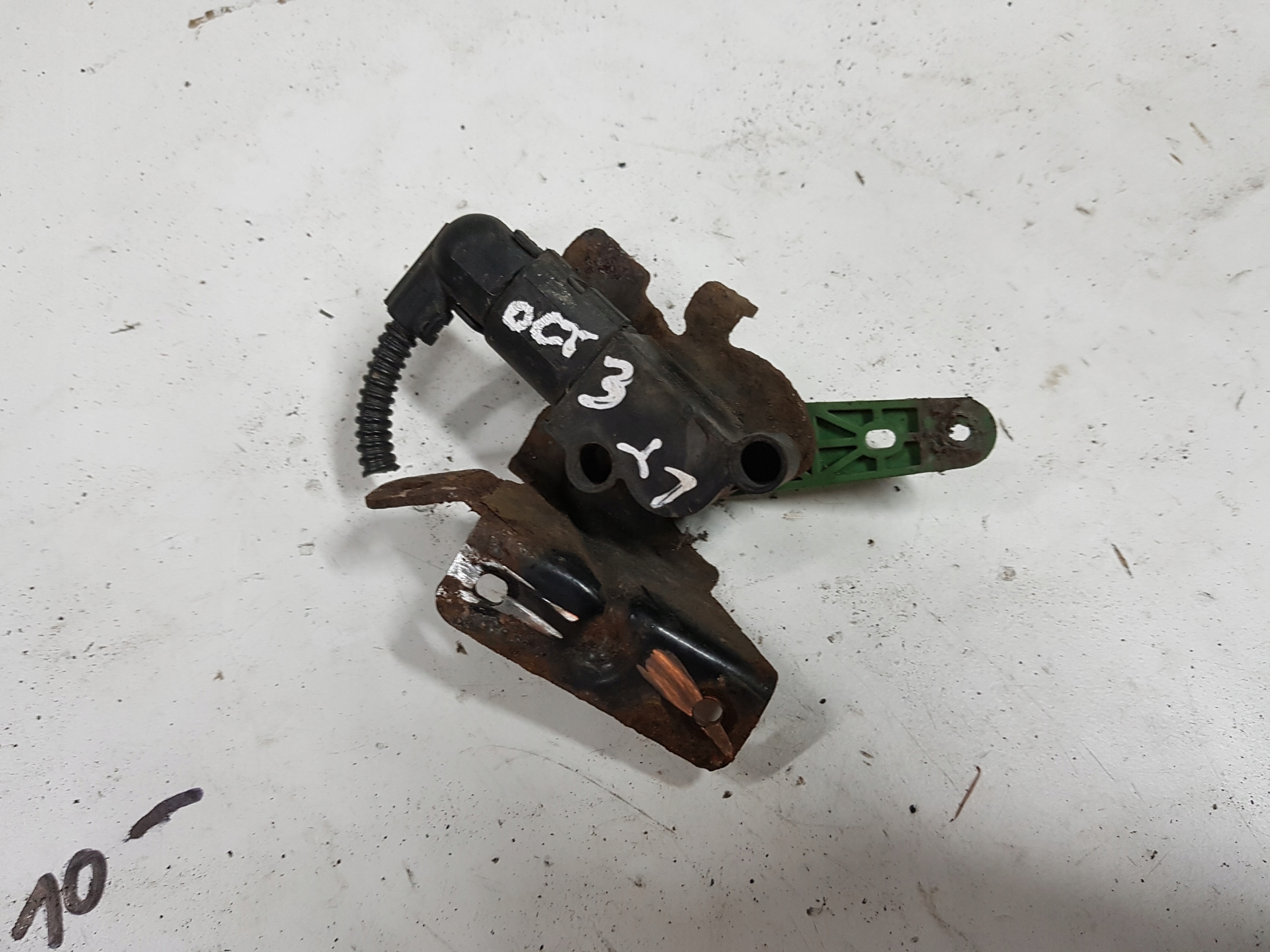 5Q0907503 - OCTAVIA 3 III ДАТЧИК ВЫРАВНИВАНИЯ ЗАДНИХ ФОНАРЕЙ