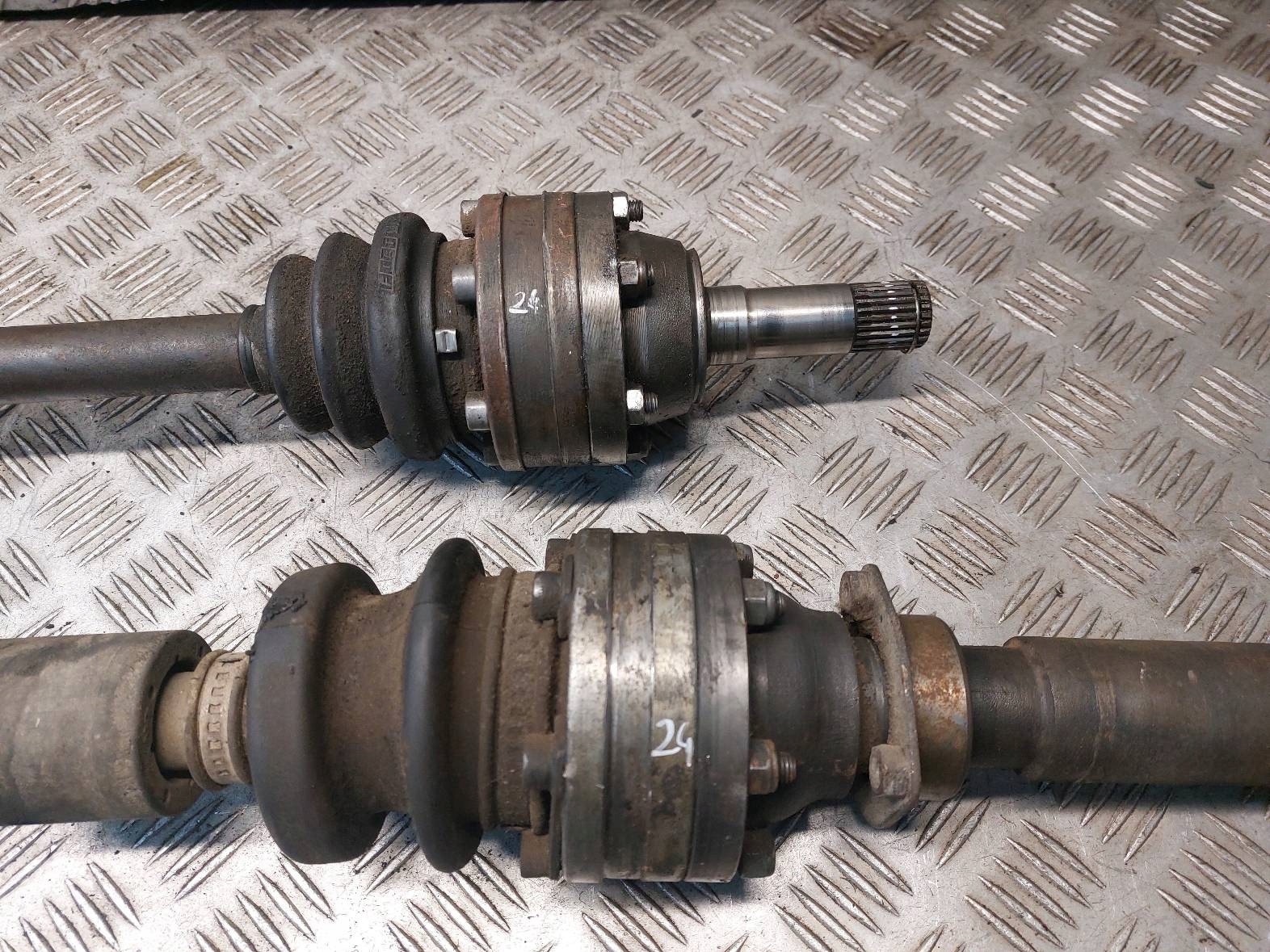 semi-axis left front + right front 5B ALFA ROMEO 147 and 1.6 16V