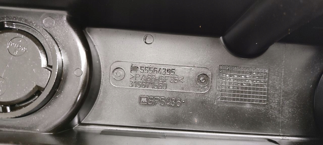 Abdeckung der Ventile Opel Zafira C 1,6 TB