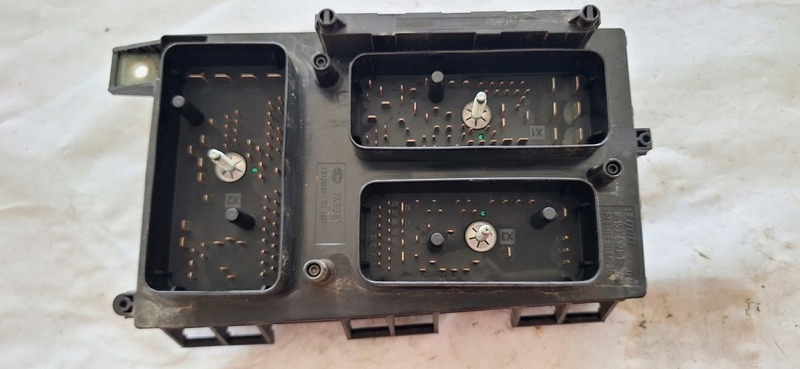 Module fusibles OPEL ZAFIRA B 5DK009464LY