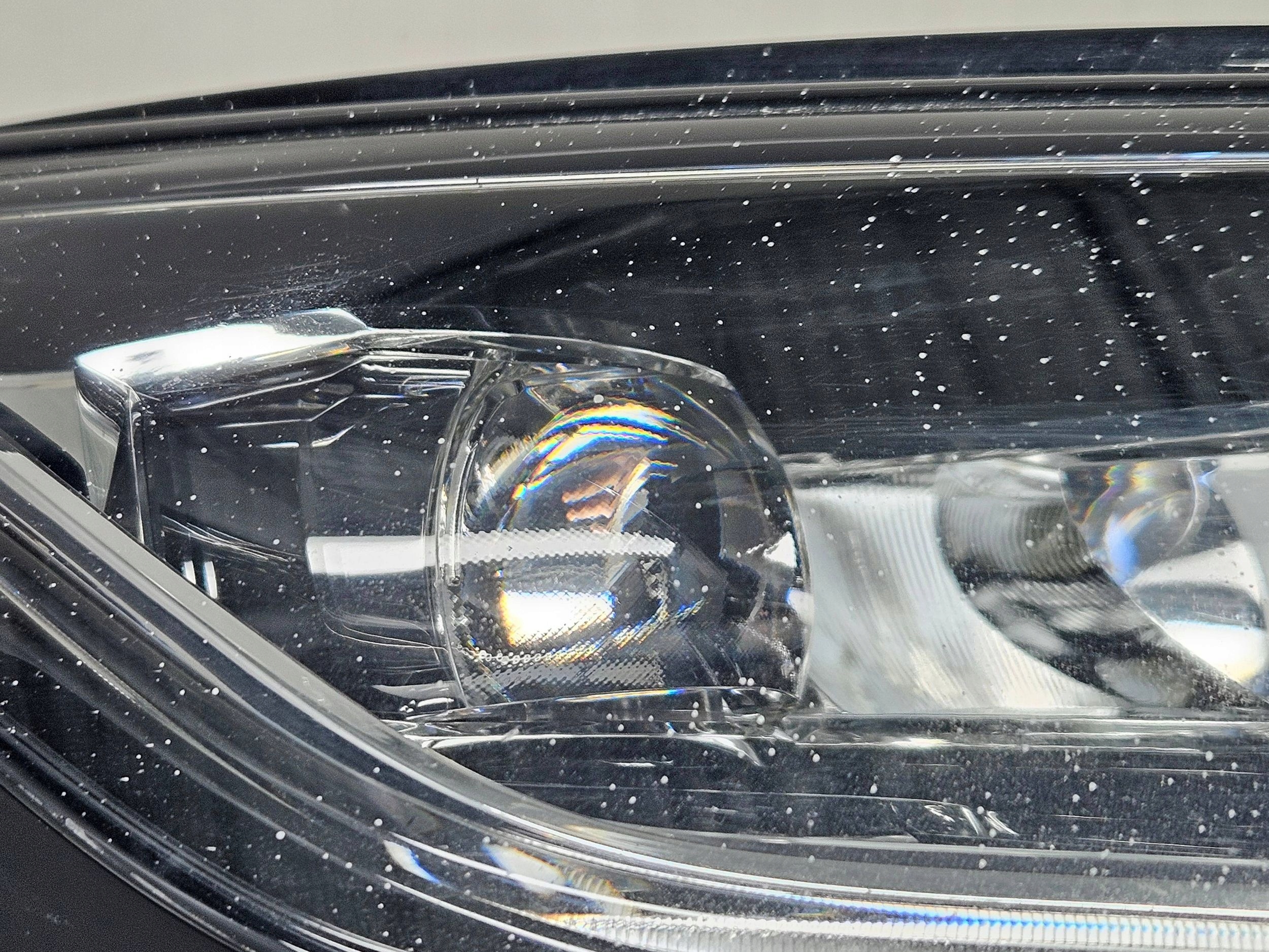 фара правая Сторона SKODA KODIAQ 566941016F