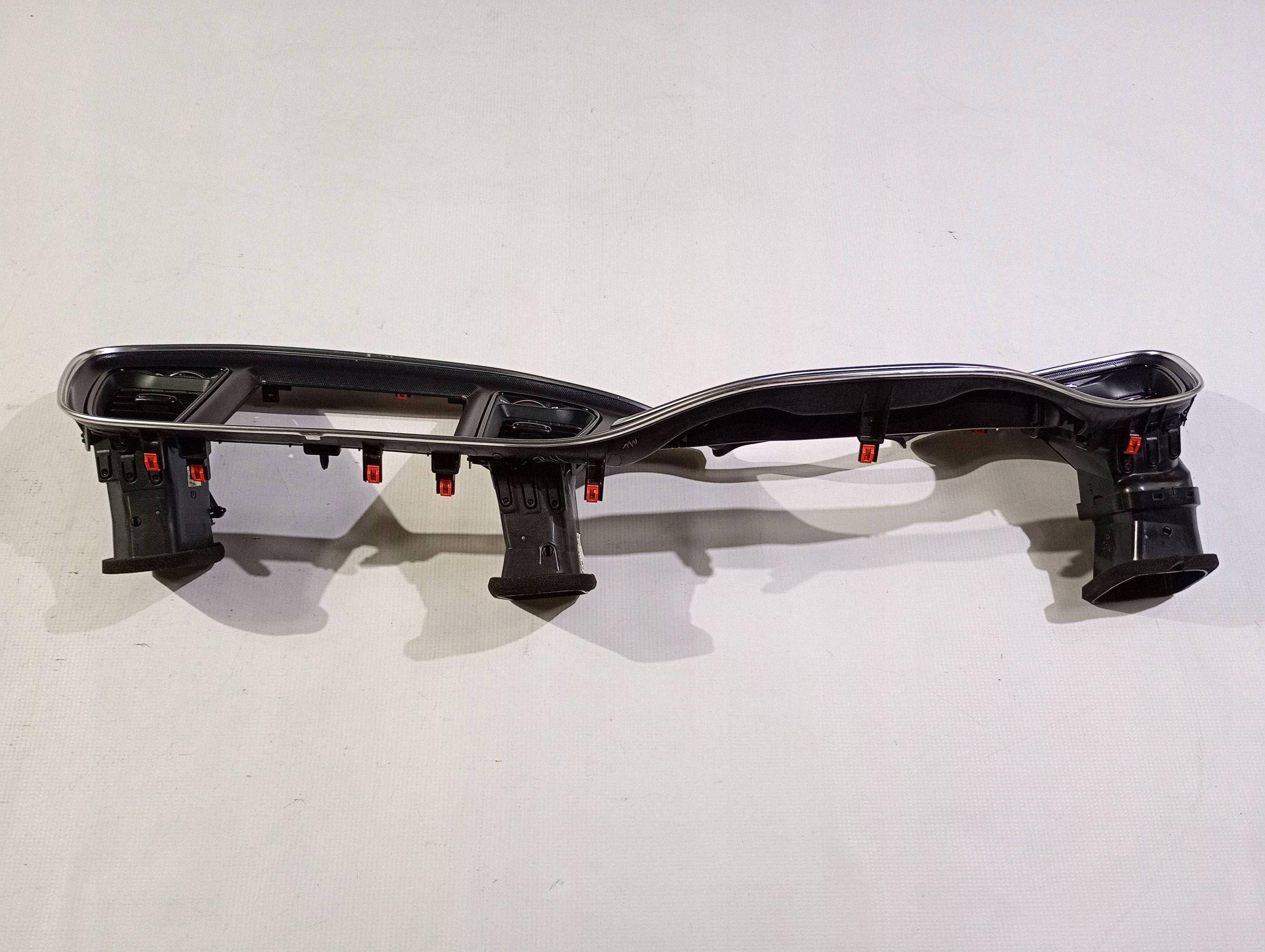 Dekor panel frame moulding grid of the dashboard rozdzielczej Dodge Challenger 2015