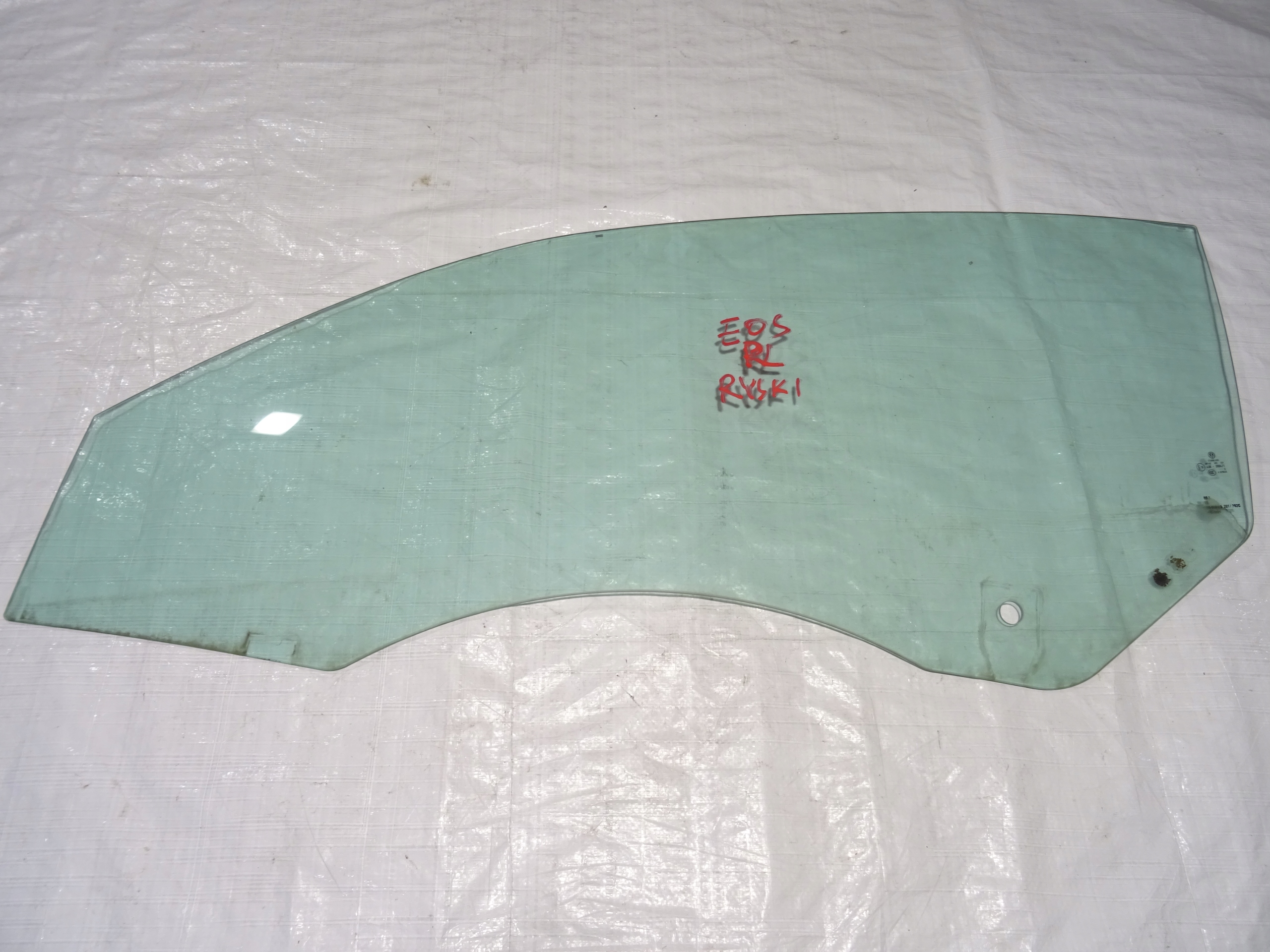 1Q0 - СТЕКЛО ДВЕРИ ПЕРЕДНЕЕ ПЕРЕДНЕЕ ЛЕВОЕ VW EOS 1Q0845201