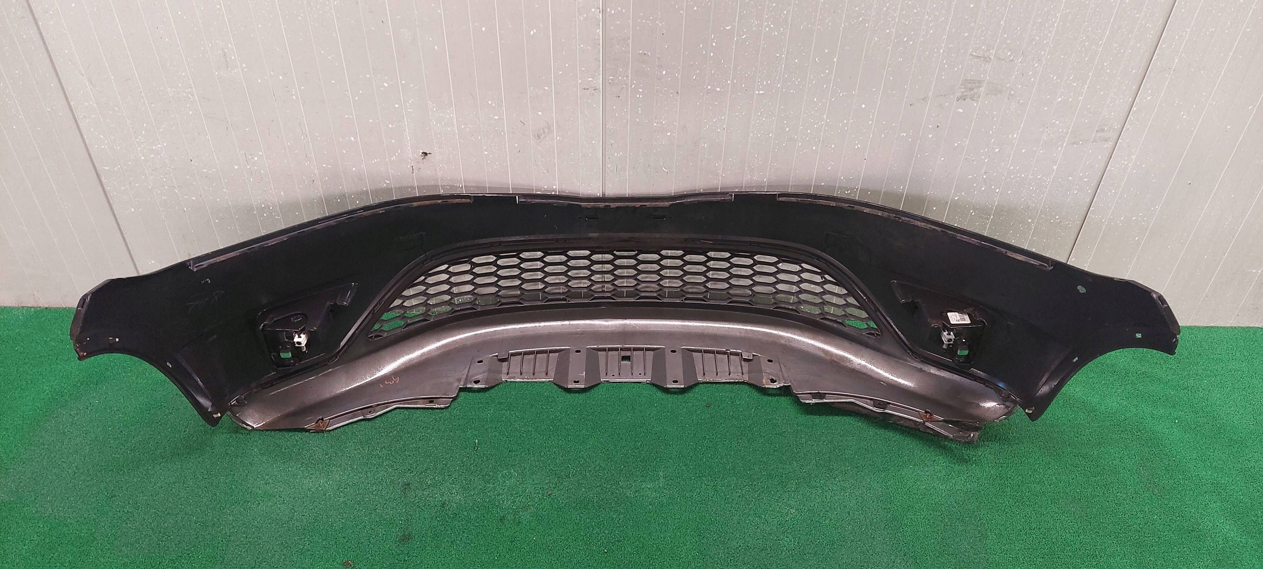 bumper front HONDA CIVIC VIII 06-12 3/5D LAK: B92P