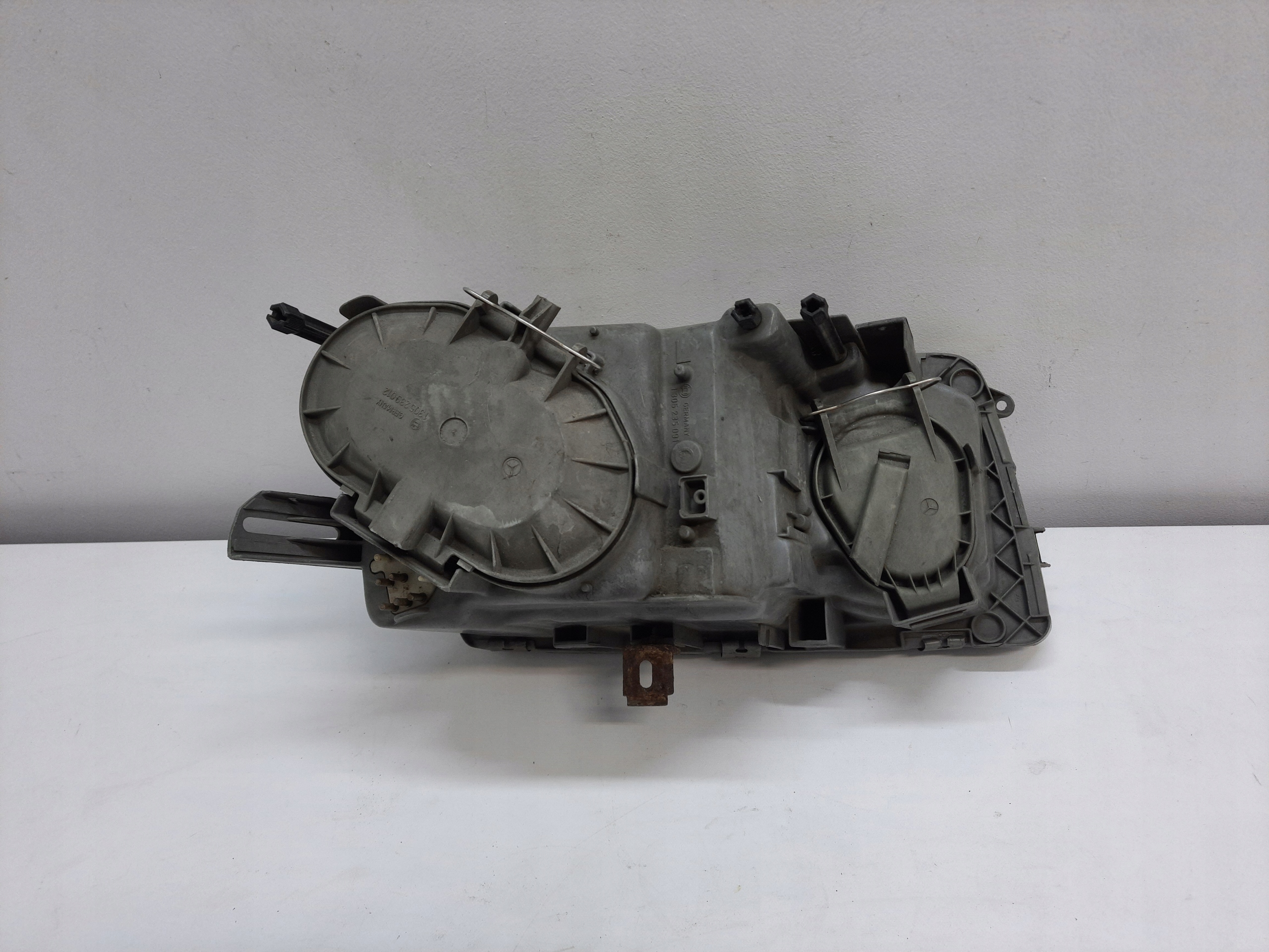 MERCEDES S-KLASA 2 II W126 79- light REFLEKTOR left front original EUROPA