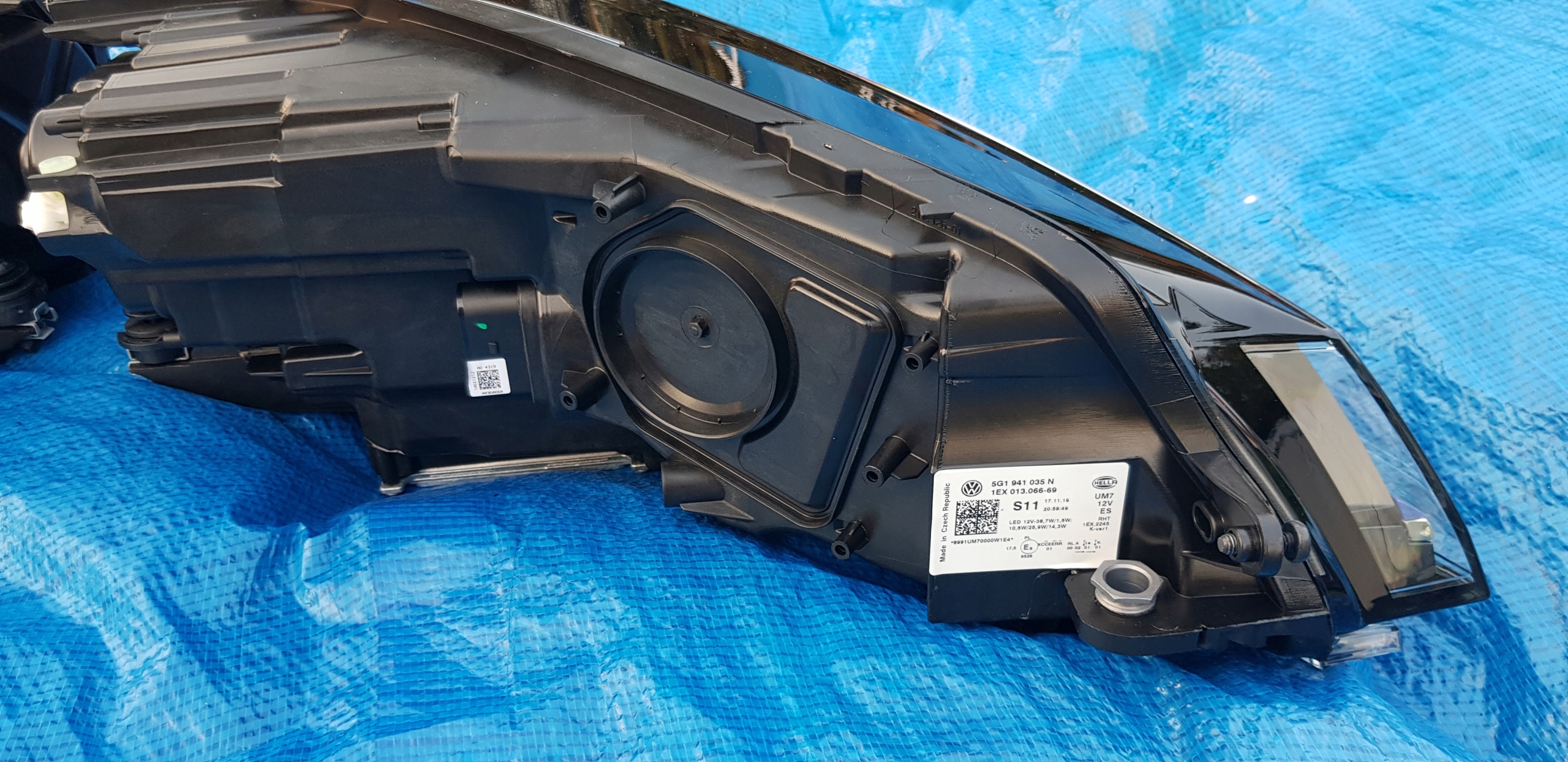 KOMPLET LAMP PRZÓD VW GOLF 7 5G1941035N 5G1941036N Typ samochodu Samochody osobowe