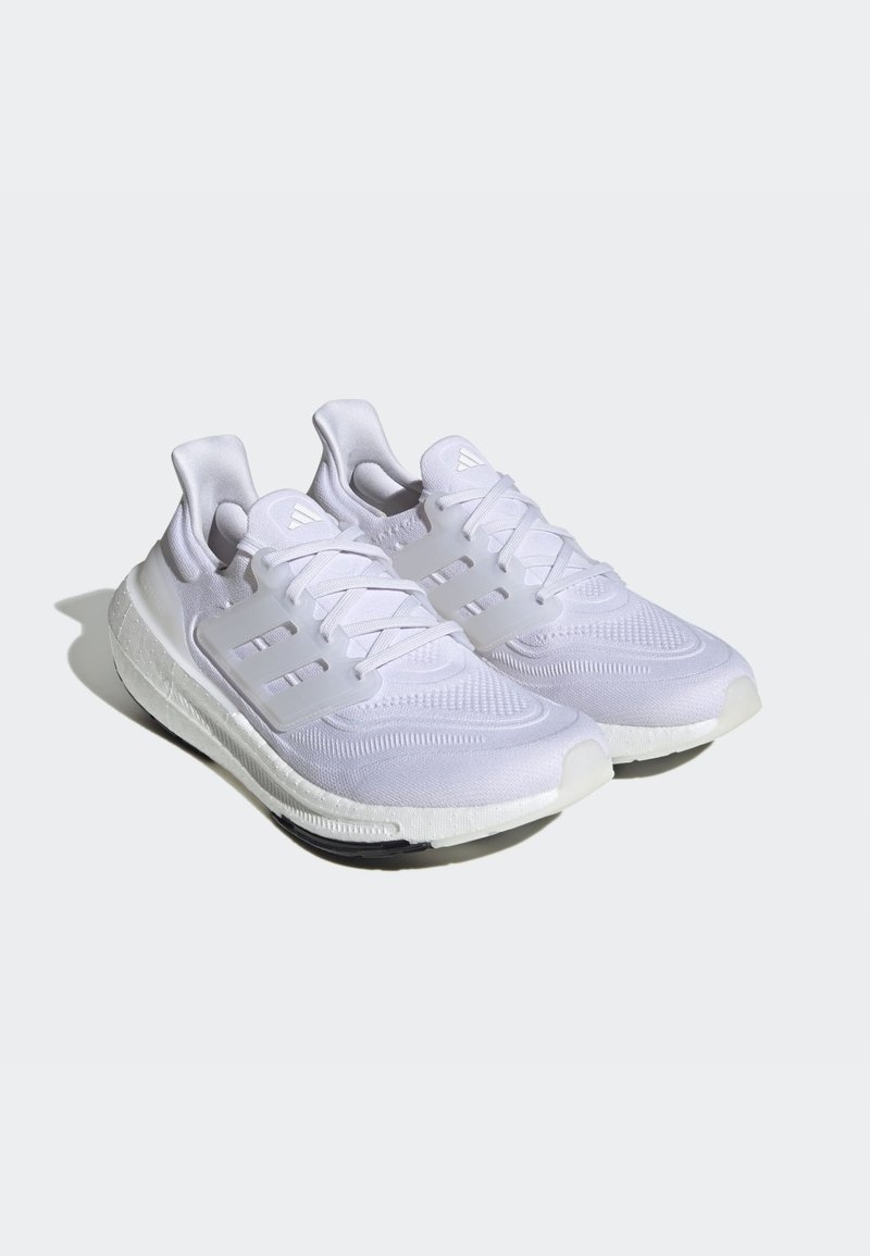 Běžecké boty Ultraboost Light adidas 40 2/3