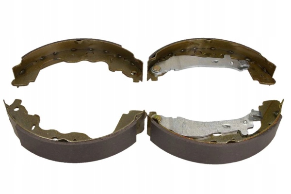 256 708 - ГАЛЬМІВНІ КОЛОДКИ CLIO 4 ZOE CAPTUR MERCEDES CITAN