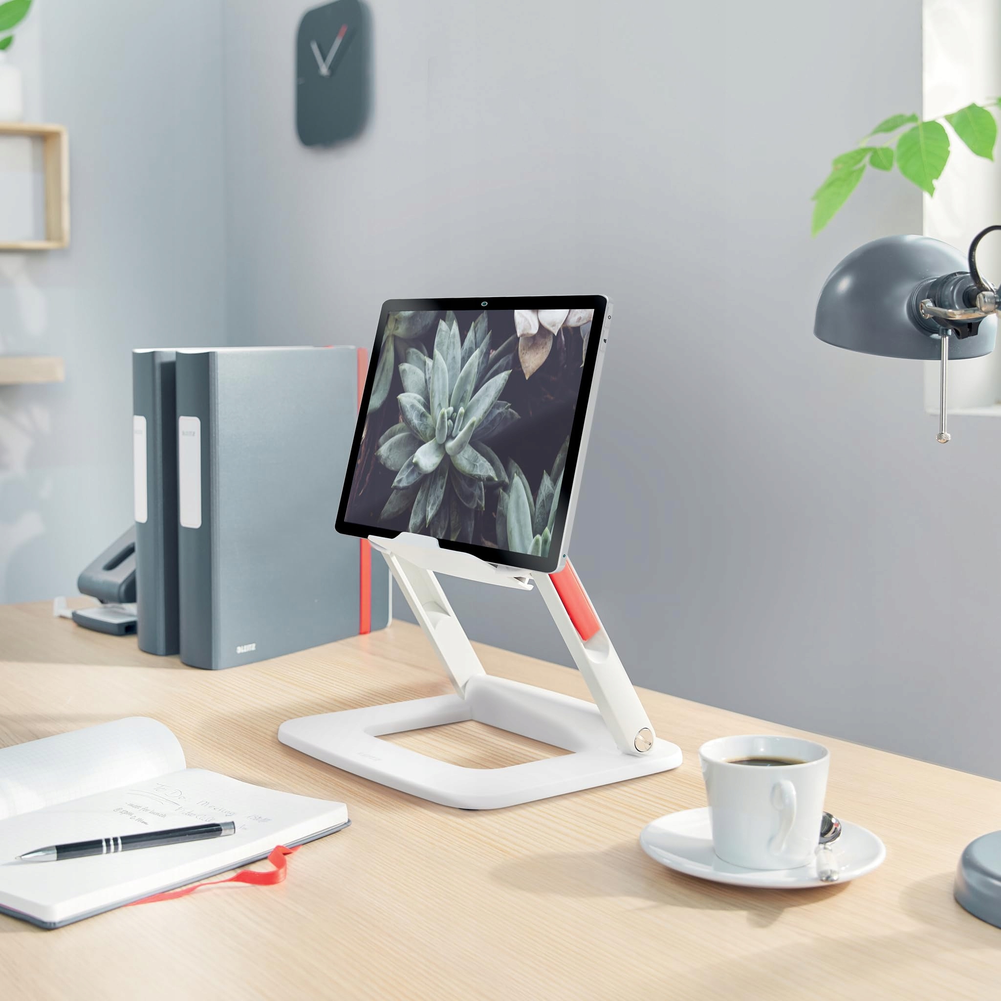LEITZ ERGO REGULOWANY STOJAK NA LAPTOP 13-15 CAL KOMPAKTOWY BIAŁY — miniatura 8
