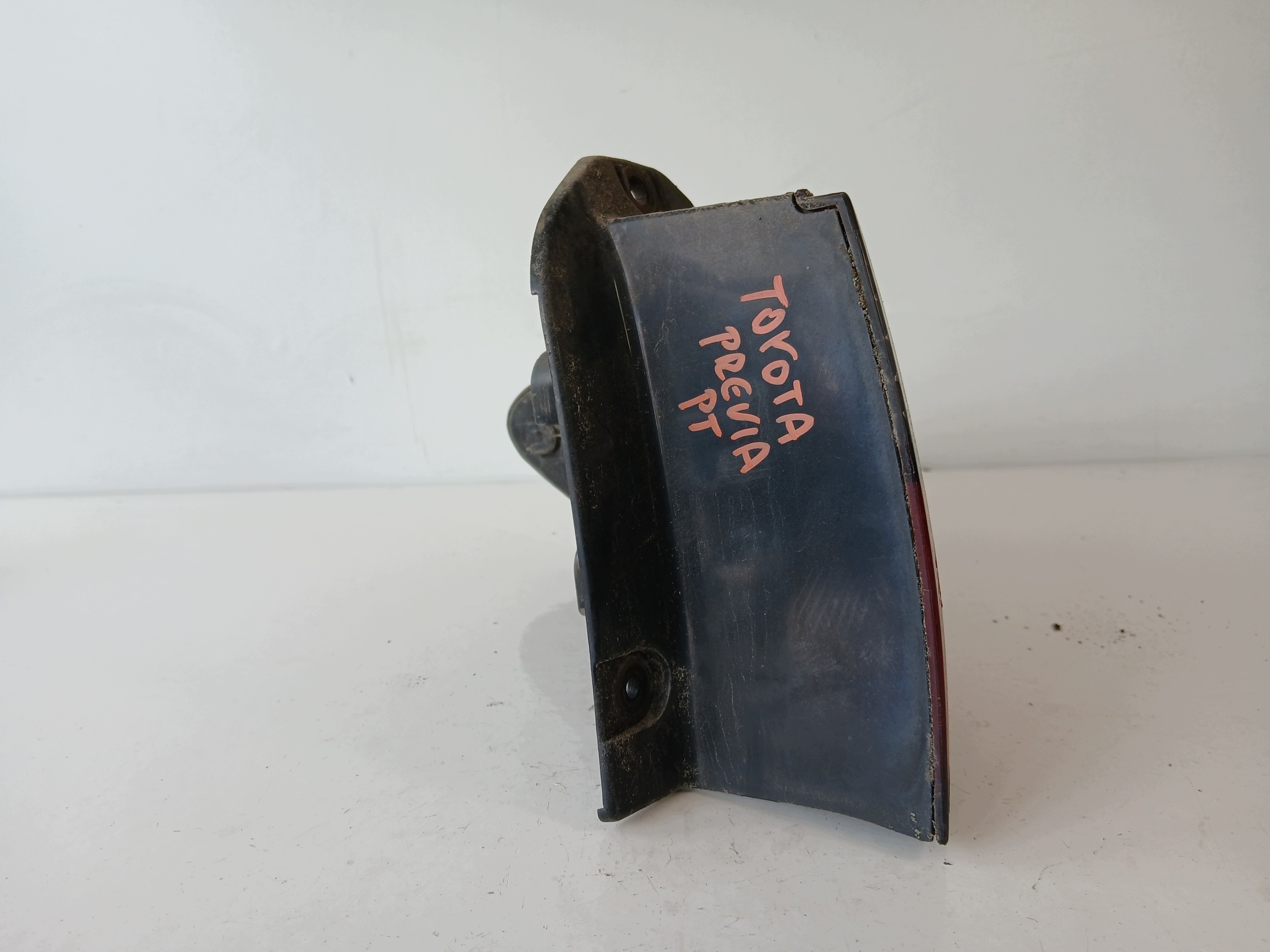 TOYOTA PREVIA II light right rear part