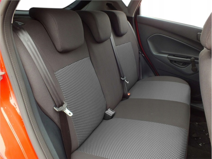 Pokrowce miarowe do Suzuki SX4 (2006-2014r) Waga produktu z opakowaniem jednostkowym 2 kg