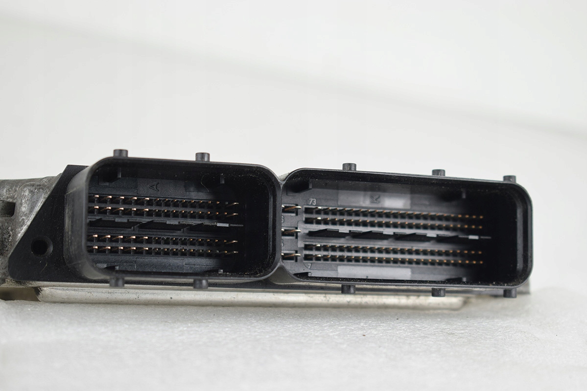 computer control unit AUDI VW SKODA SEAT 045906013R