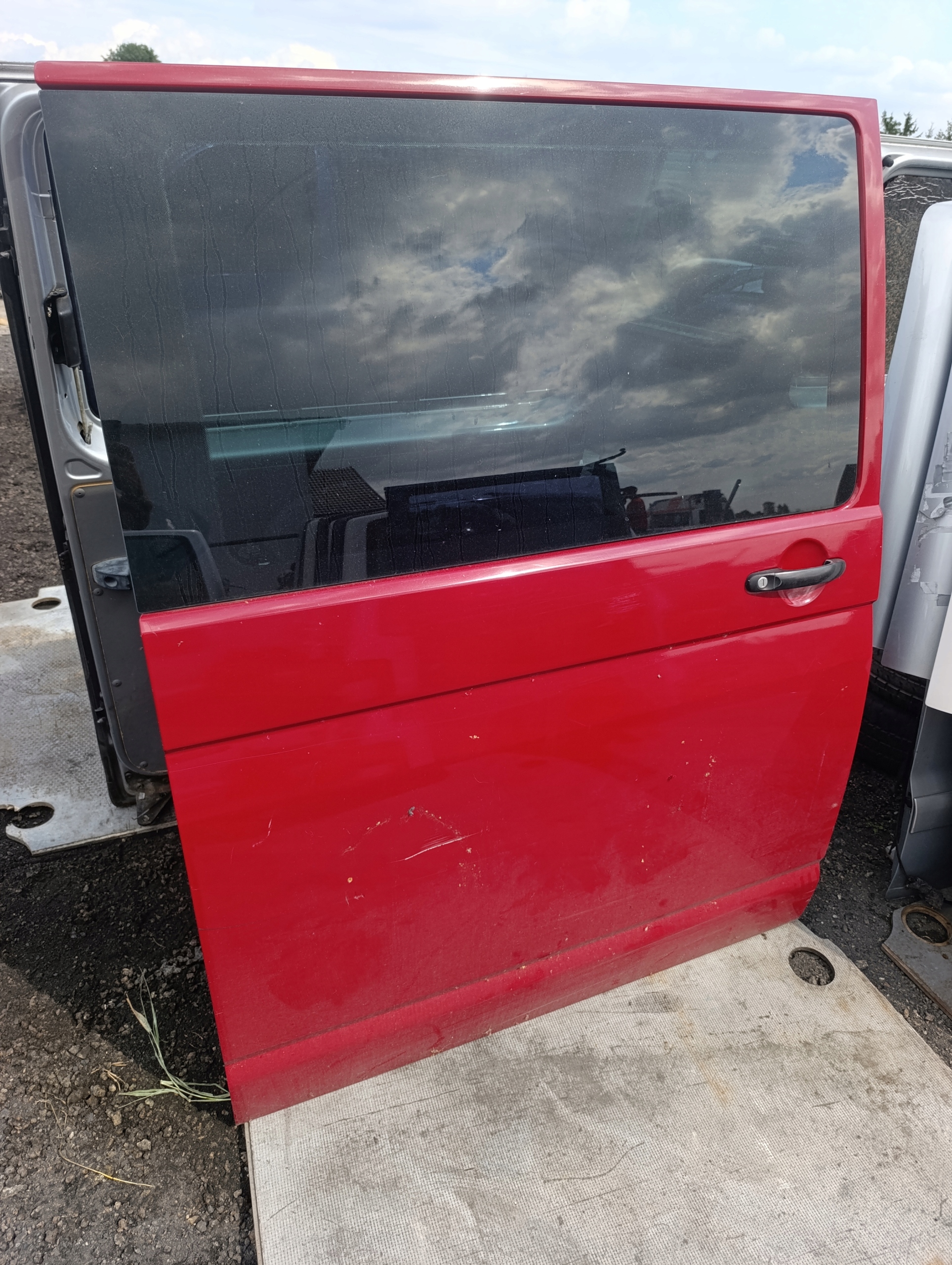 VW T5 T5 LIFT T6 door sliding right red