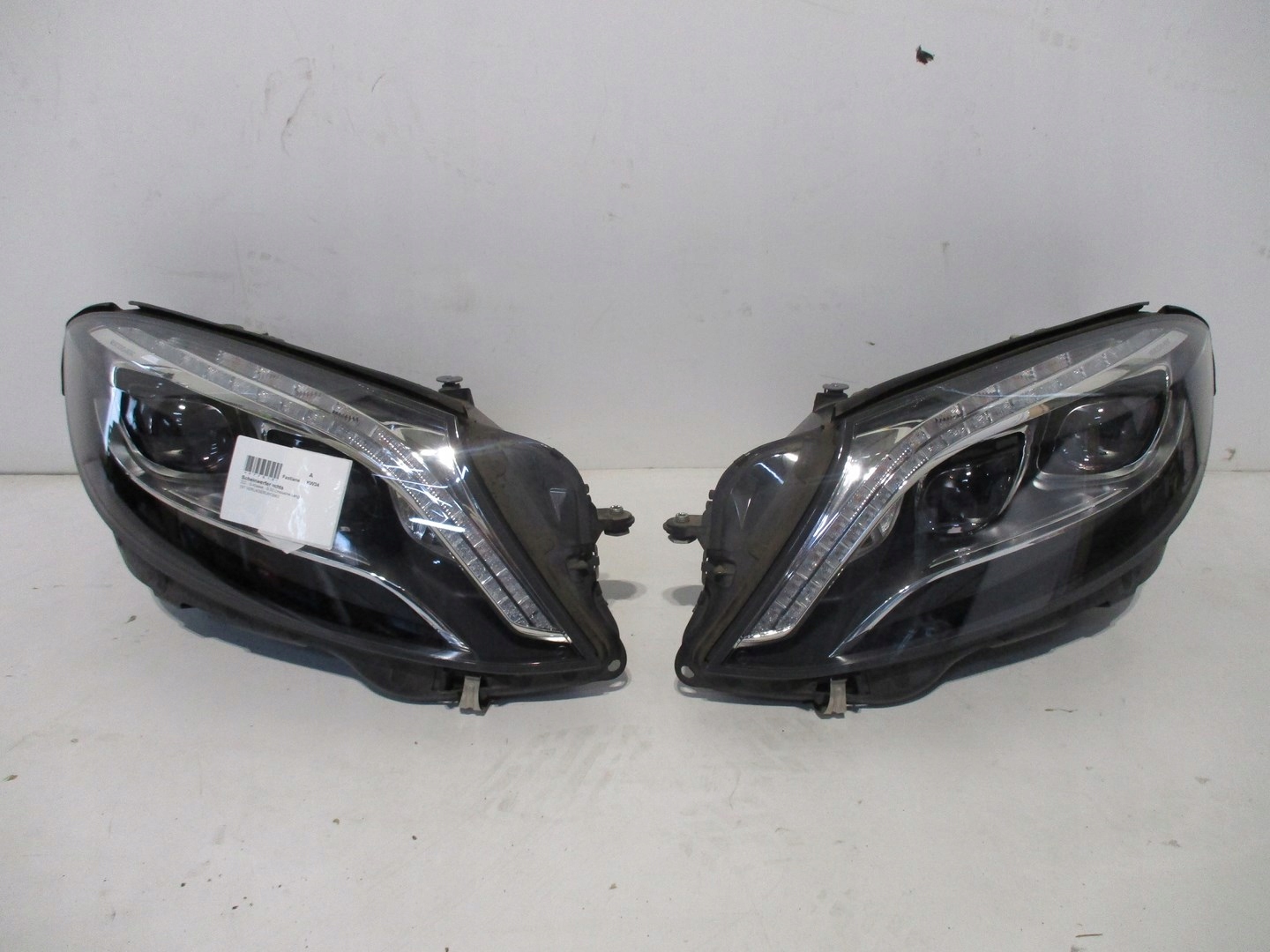 Mercedes S KLASA 222 bonnet fender light front