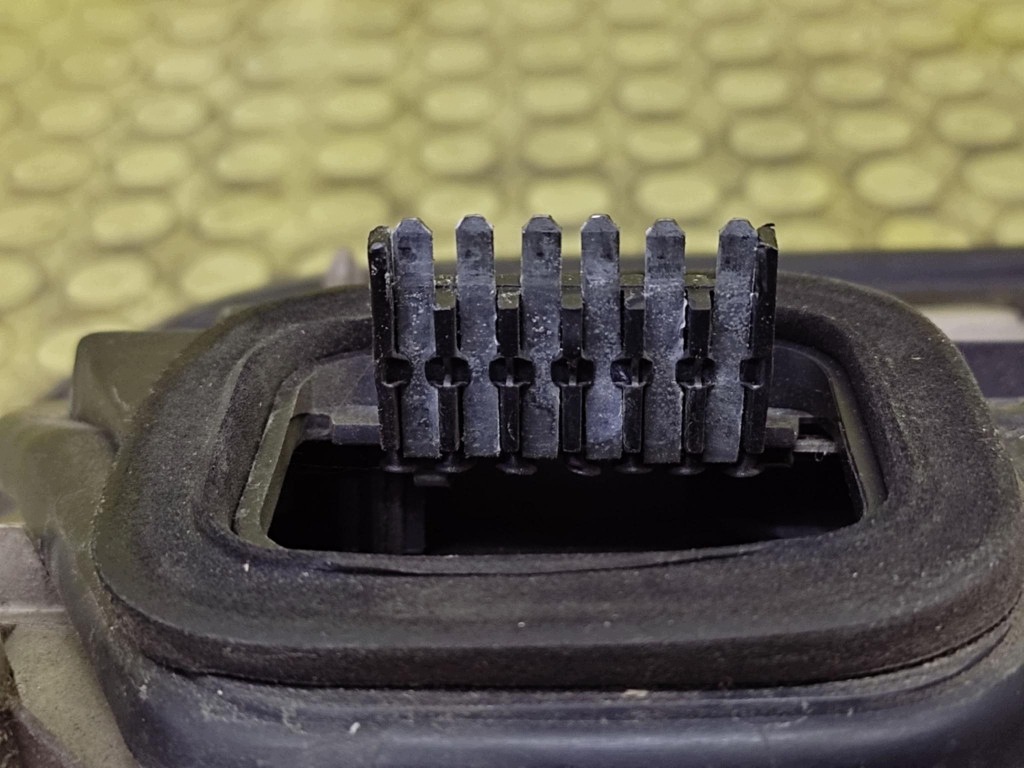 OPEL ZAFIRA A light right rear part