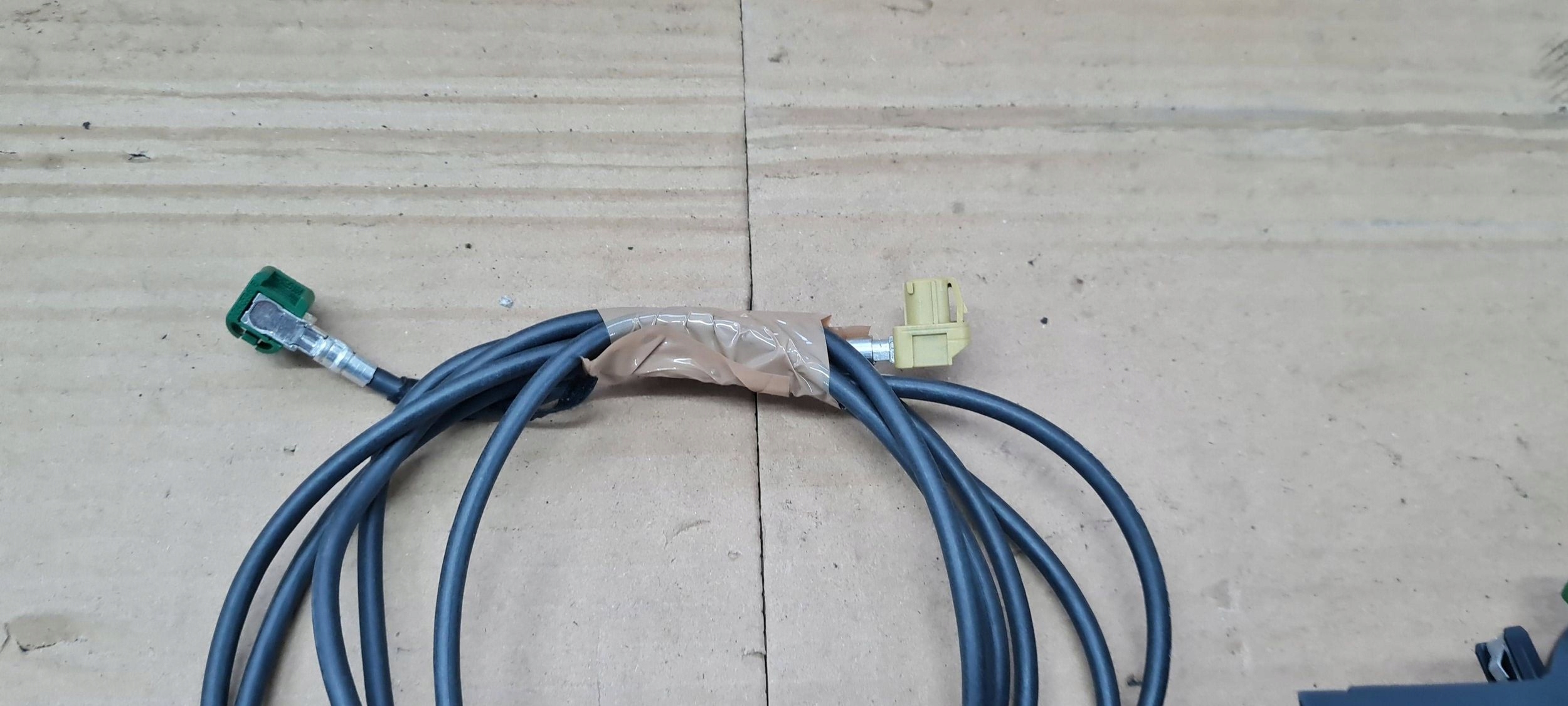 A5 8W S5 adapter USB PORT bundle wiring EU 8W0035708A A4 B9 8W