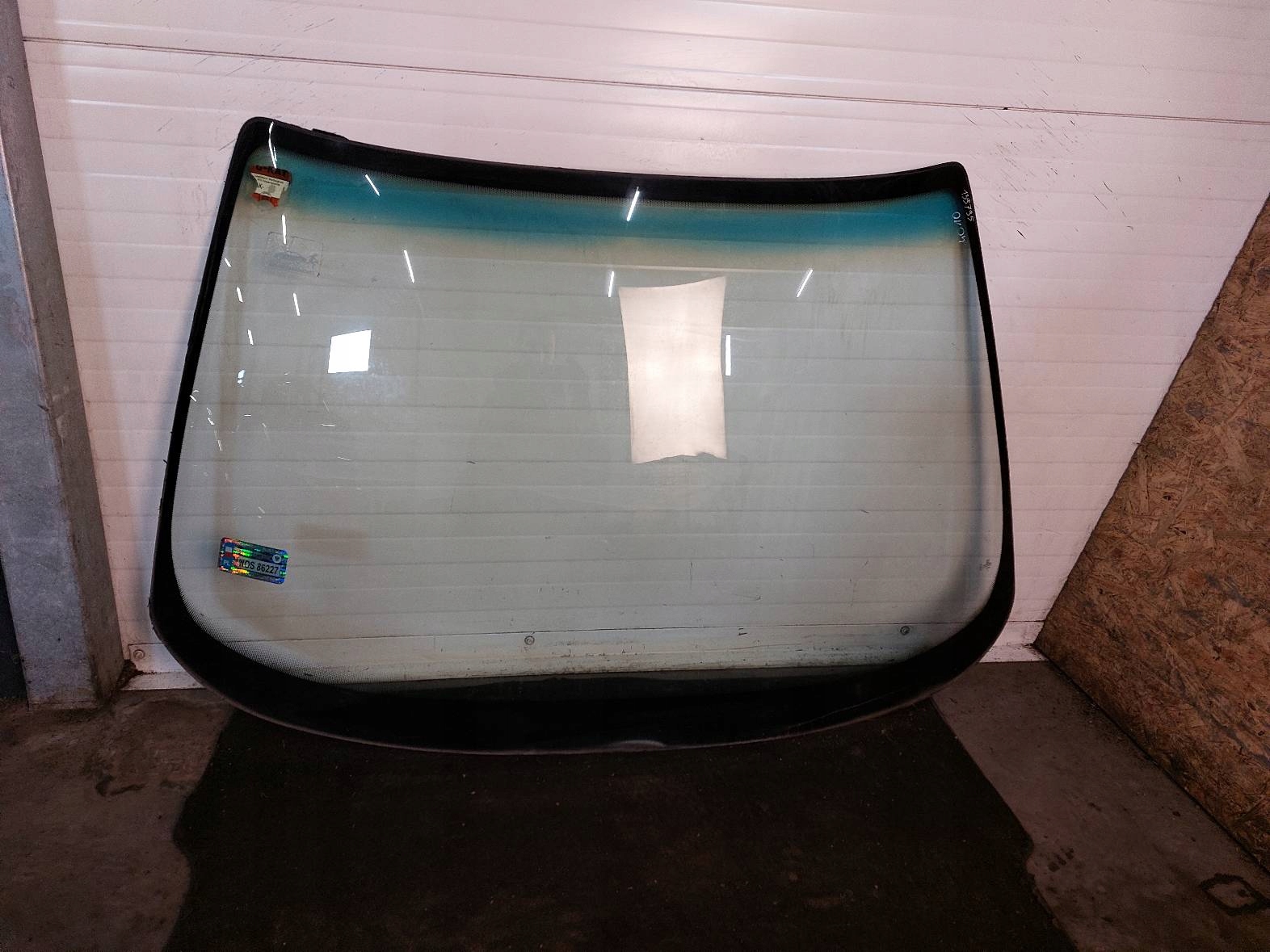 Вітрове скло AUDI 80 B4 MAZOWSZE