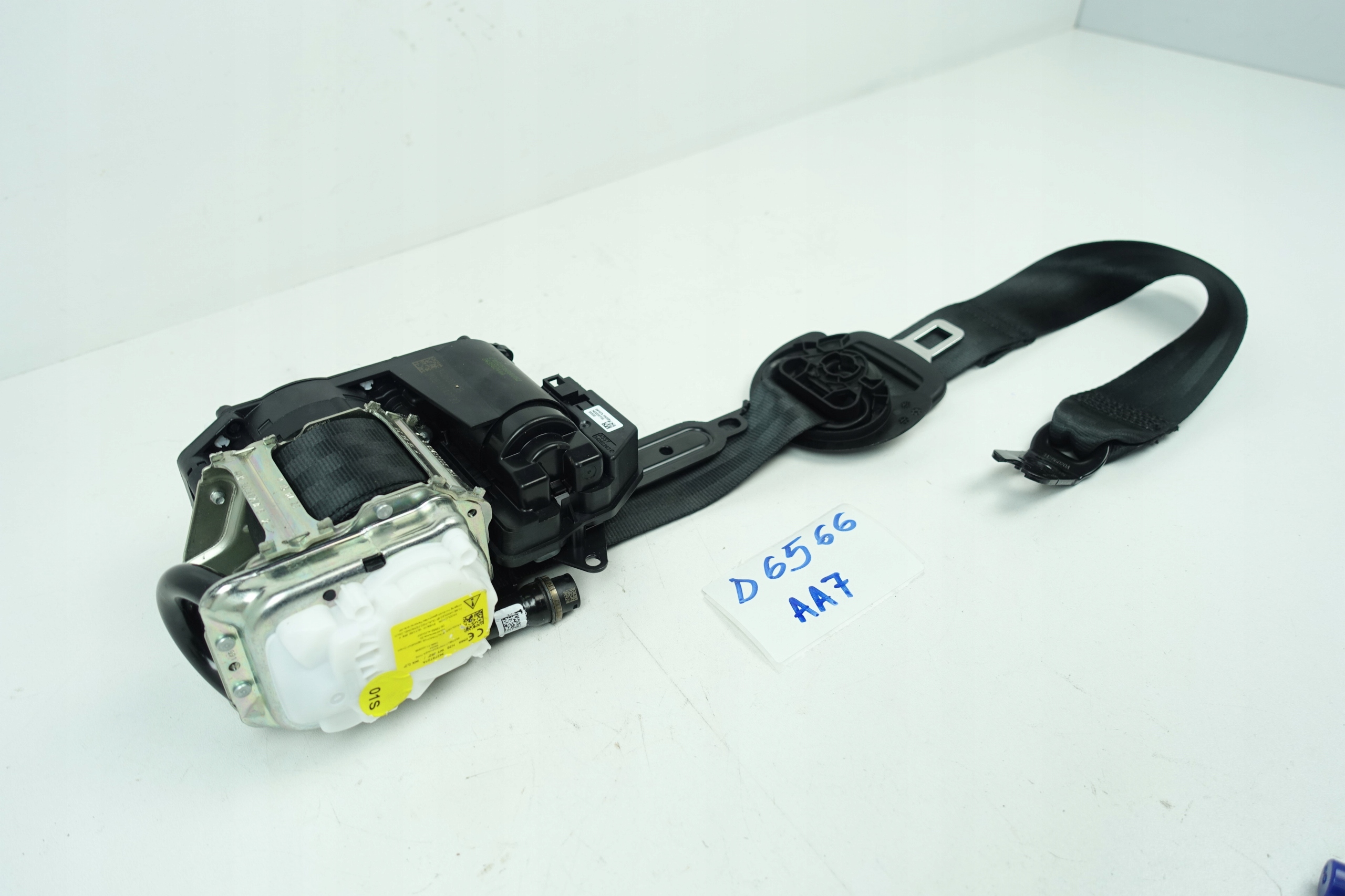 tension belt safety right front AUDI A3 8Y 20