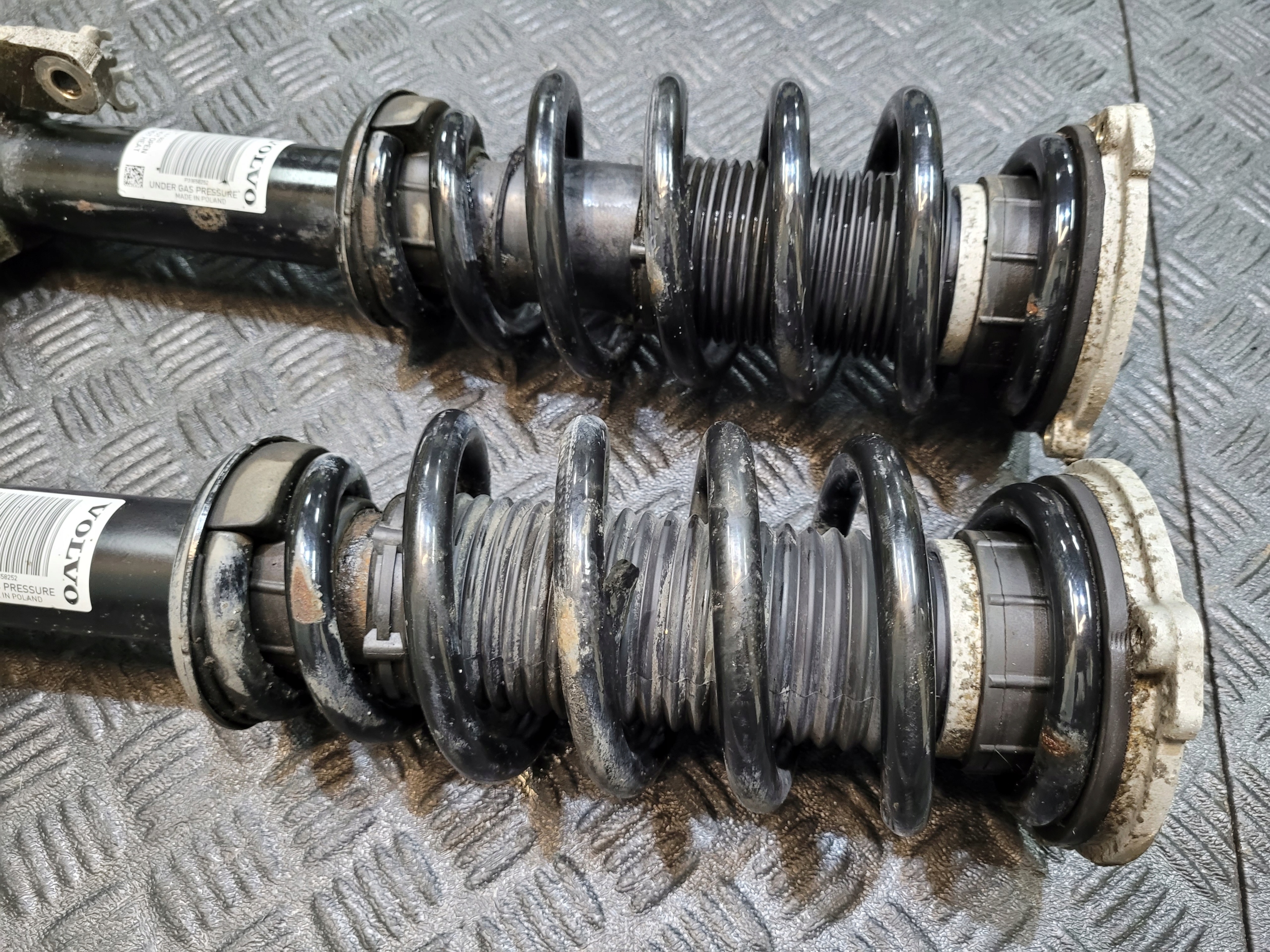 shock absorber front front left 31658252 VOLVO S90 II V90 2.0 D4