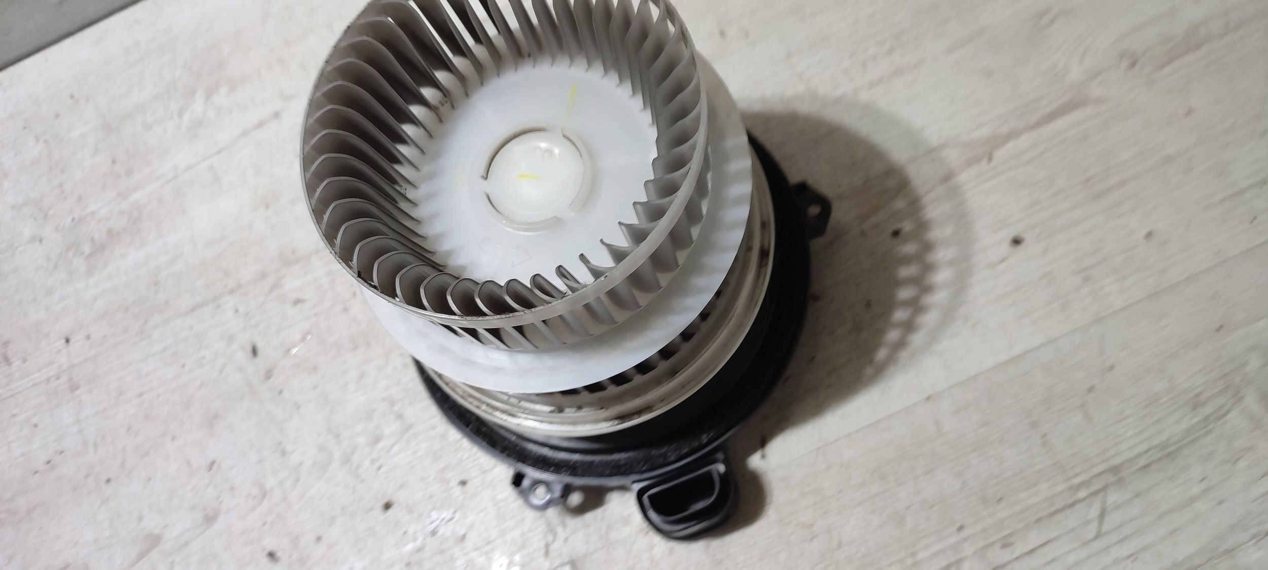 Lexus RC 2019 fan air conditioning devices / heating