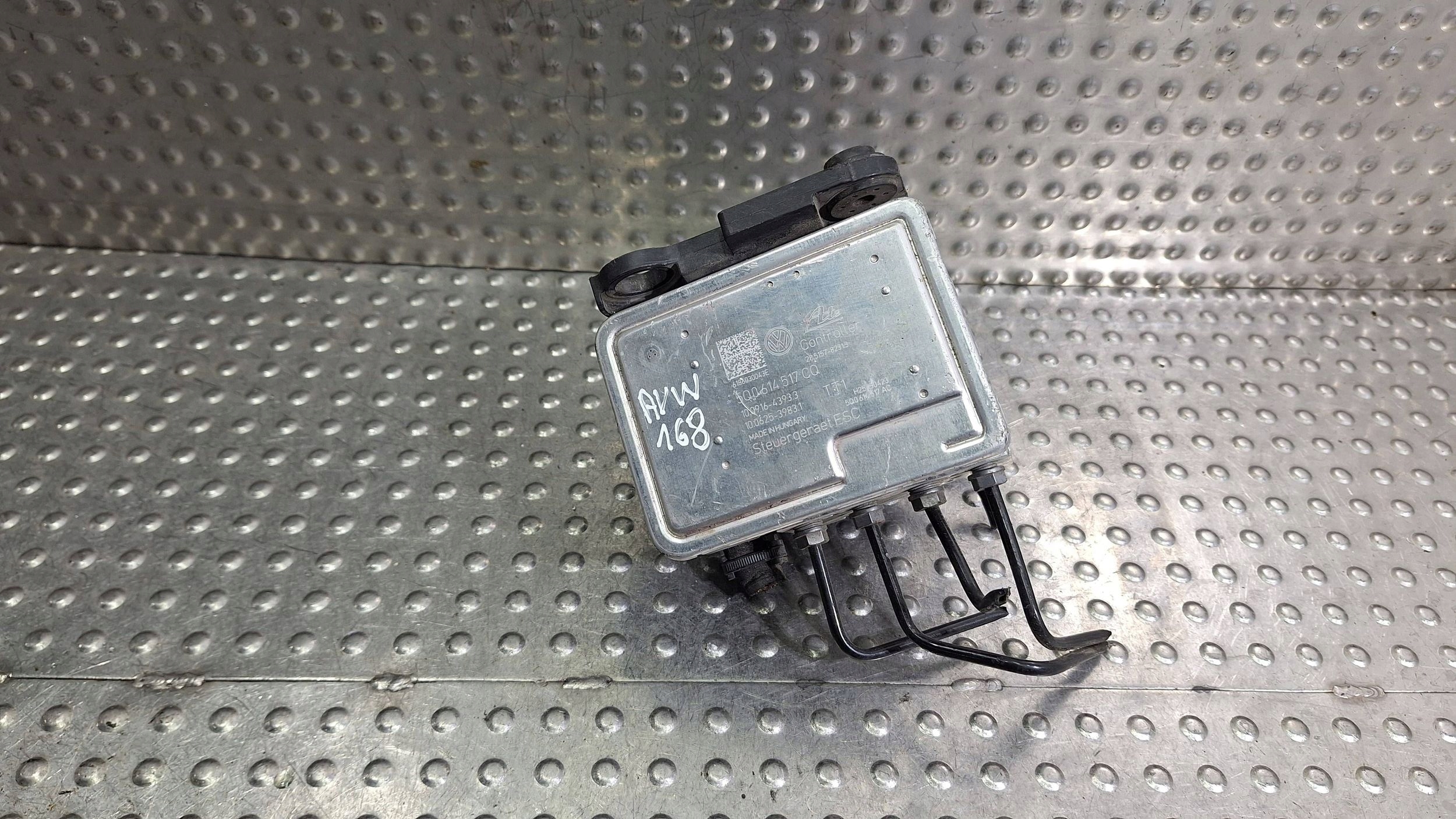 control unit pump ABS 5Q0614517CQ KAROQ ATECA GOLF VII TIGUAN II LEON III