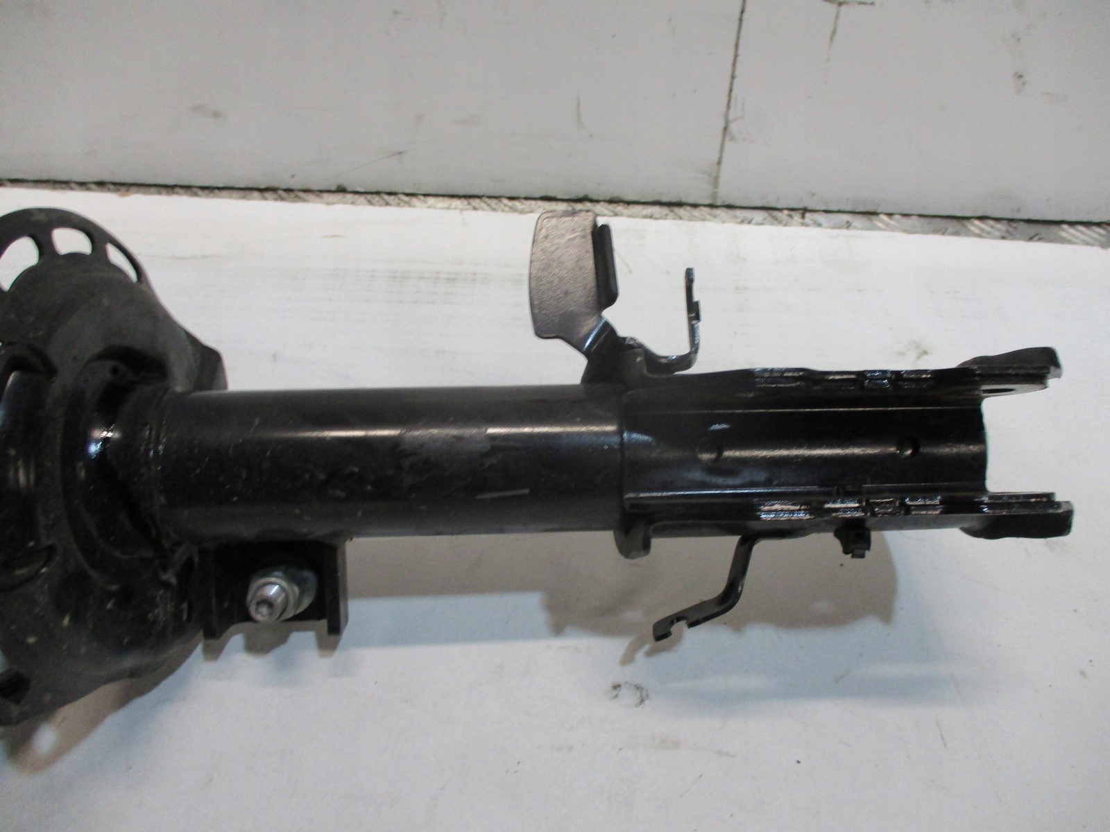 shock absorber AMOR FORD KUGA MK3 2,5HYBRID right left