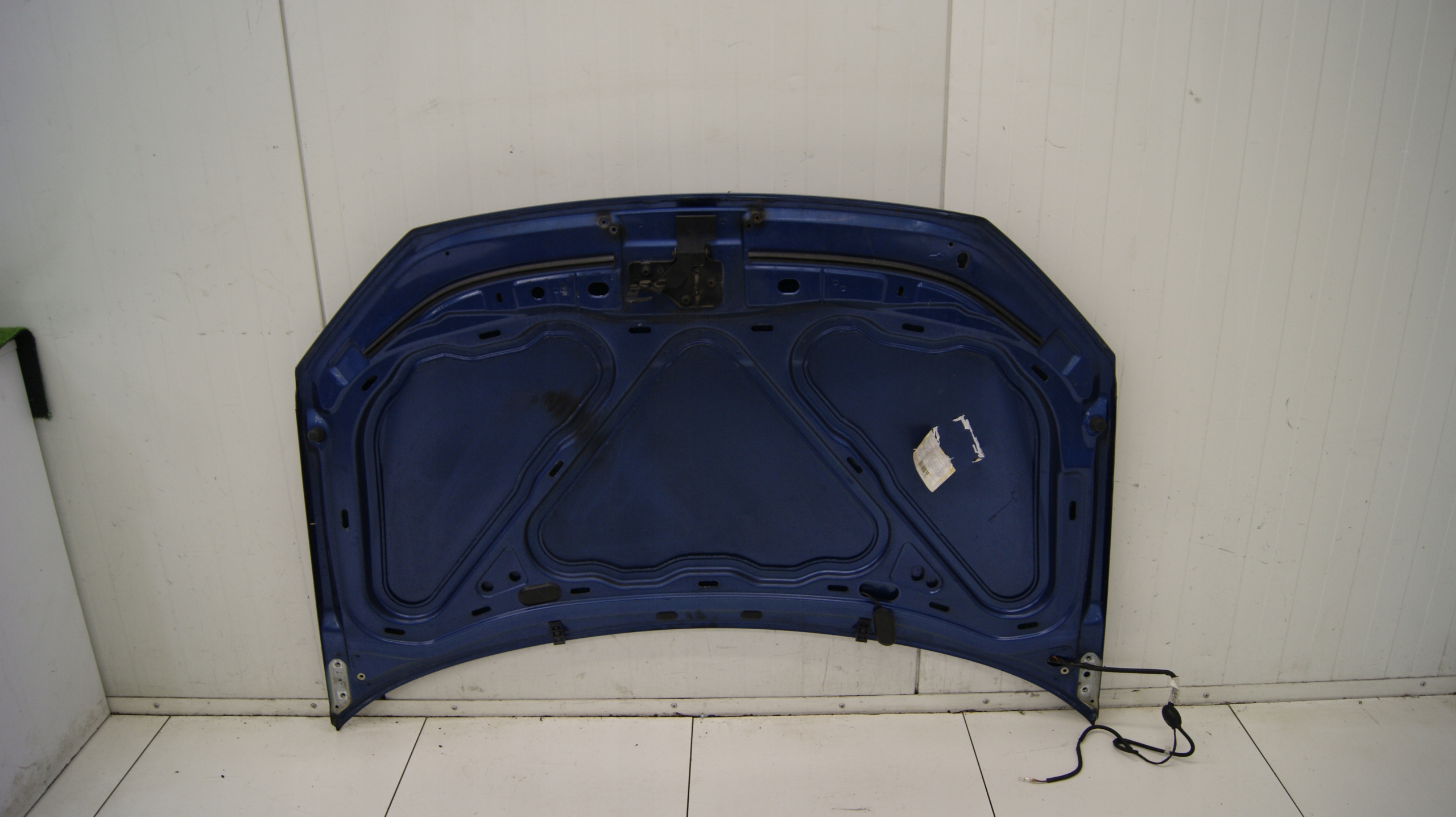 capot LIFT VOLKSWAGEN POLO 4