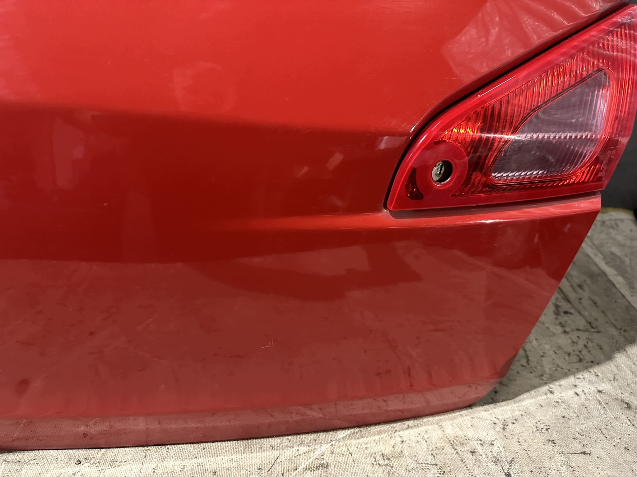 trunk door boot MITSUBISHI COLT VI 21D