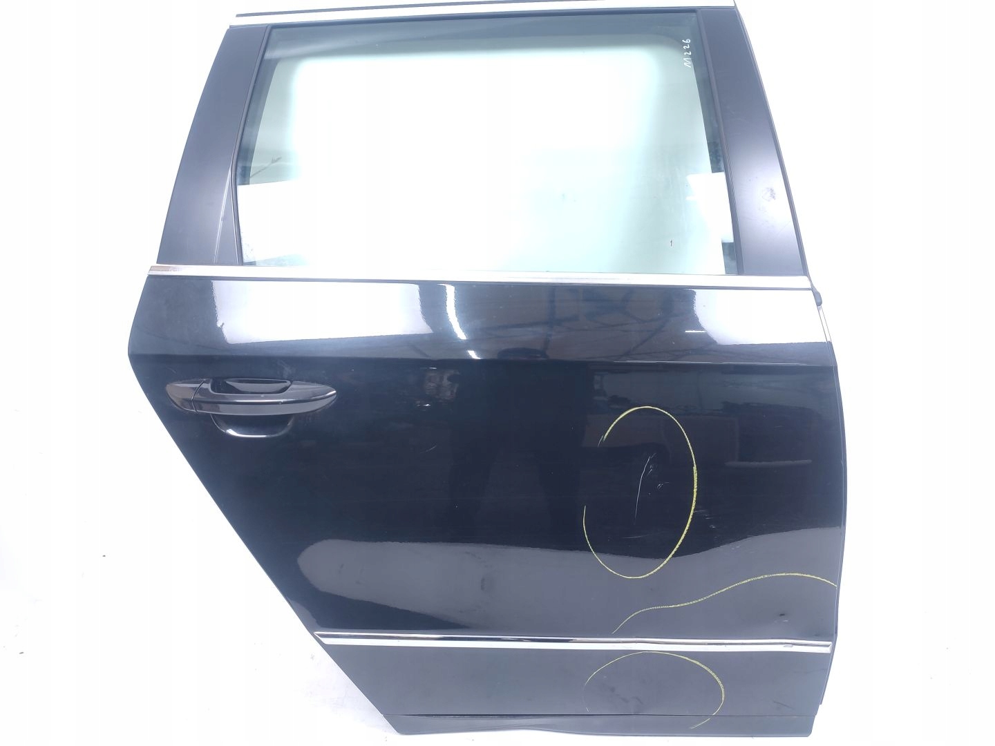 ДВЕРІ ПРАВИЙ ЗАД. VW PASSAT B6 УНІВЕРСАЛ (2005-2010) L041