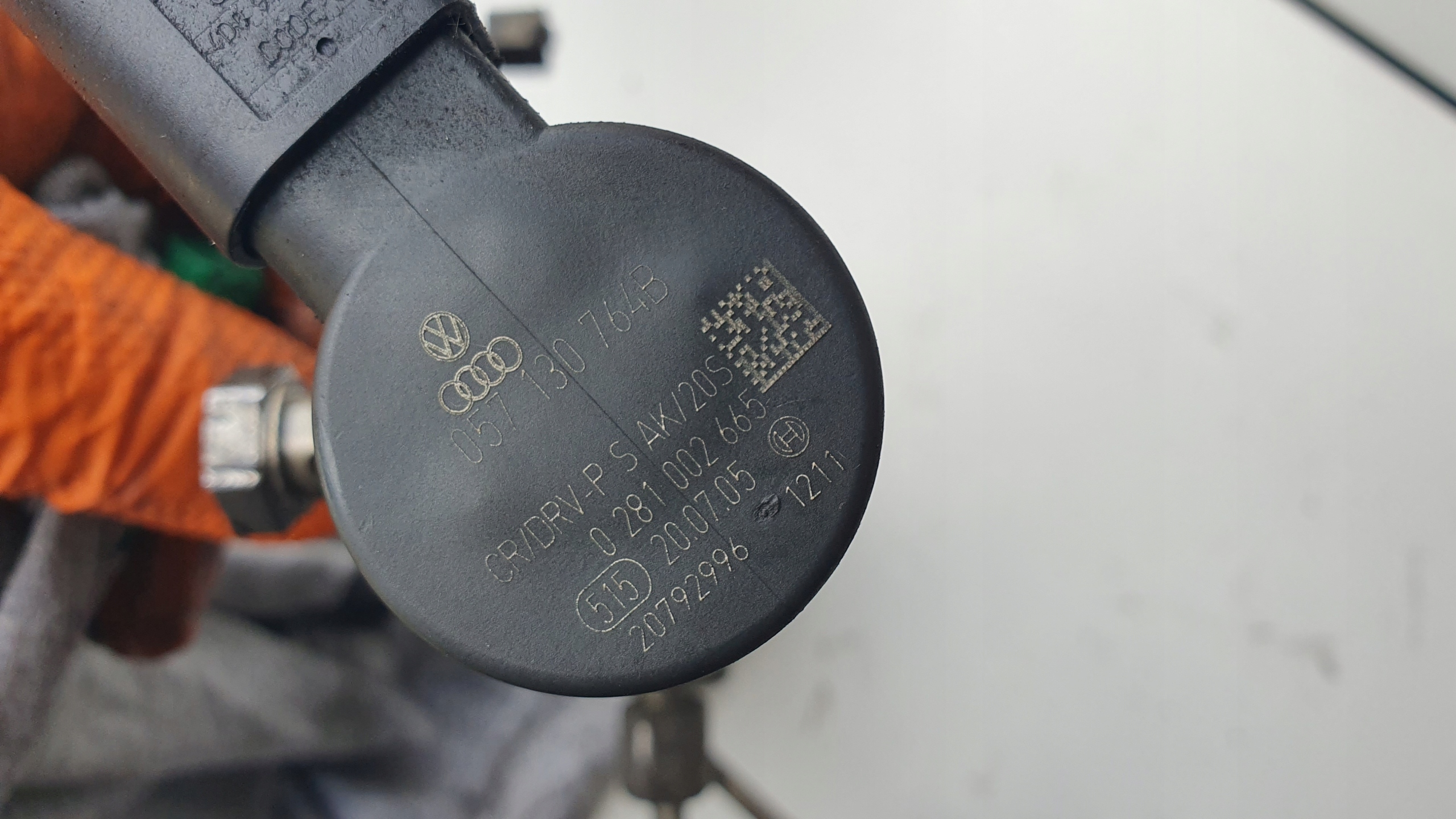 Audi A6 C6 4F0 04- 2.7 TDI BPP Rampe injection Capteur Pression Carburant