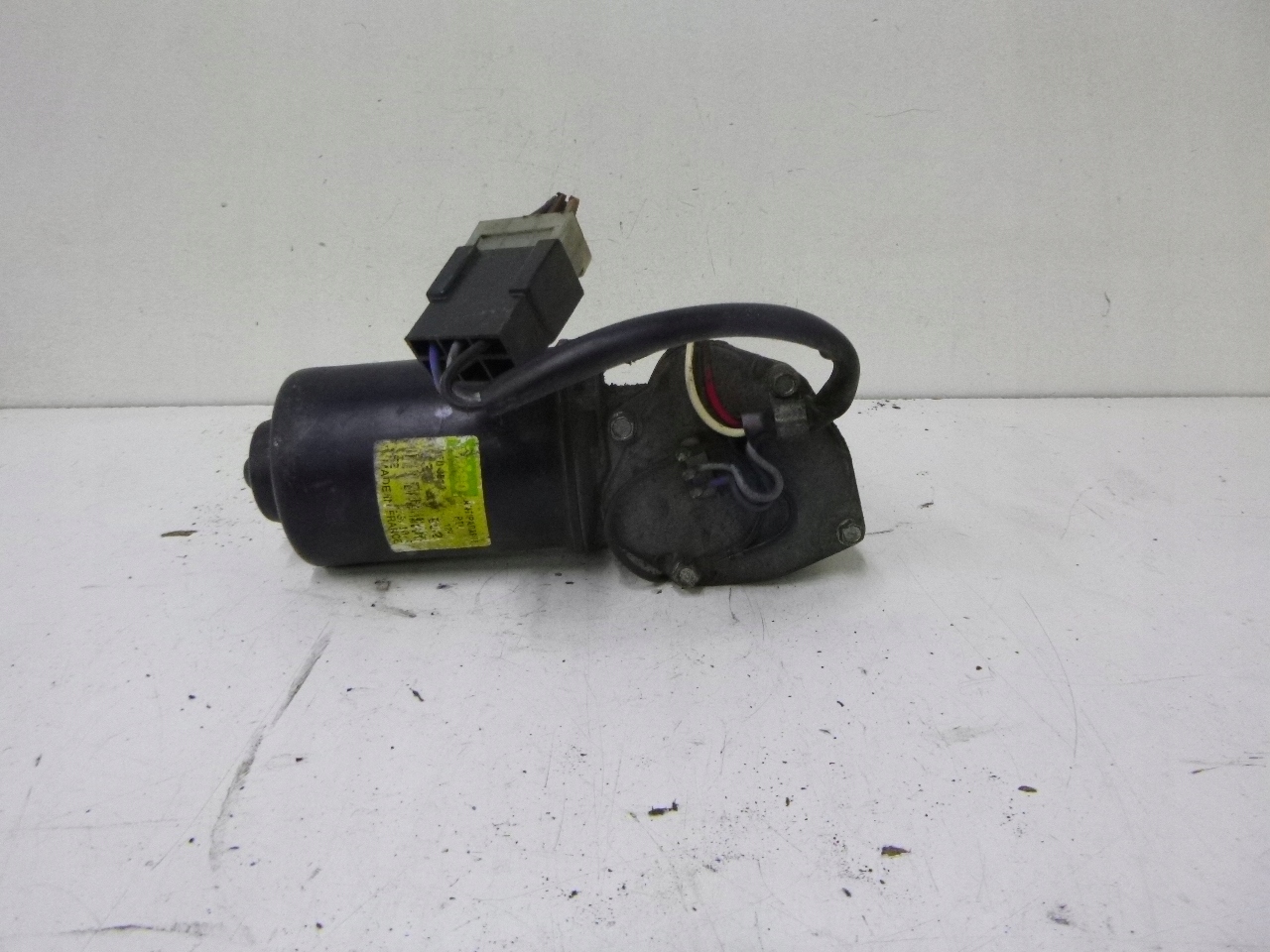 mini motor of wipers front Mercedes VITO W638