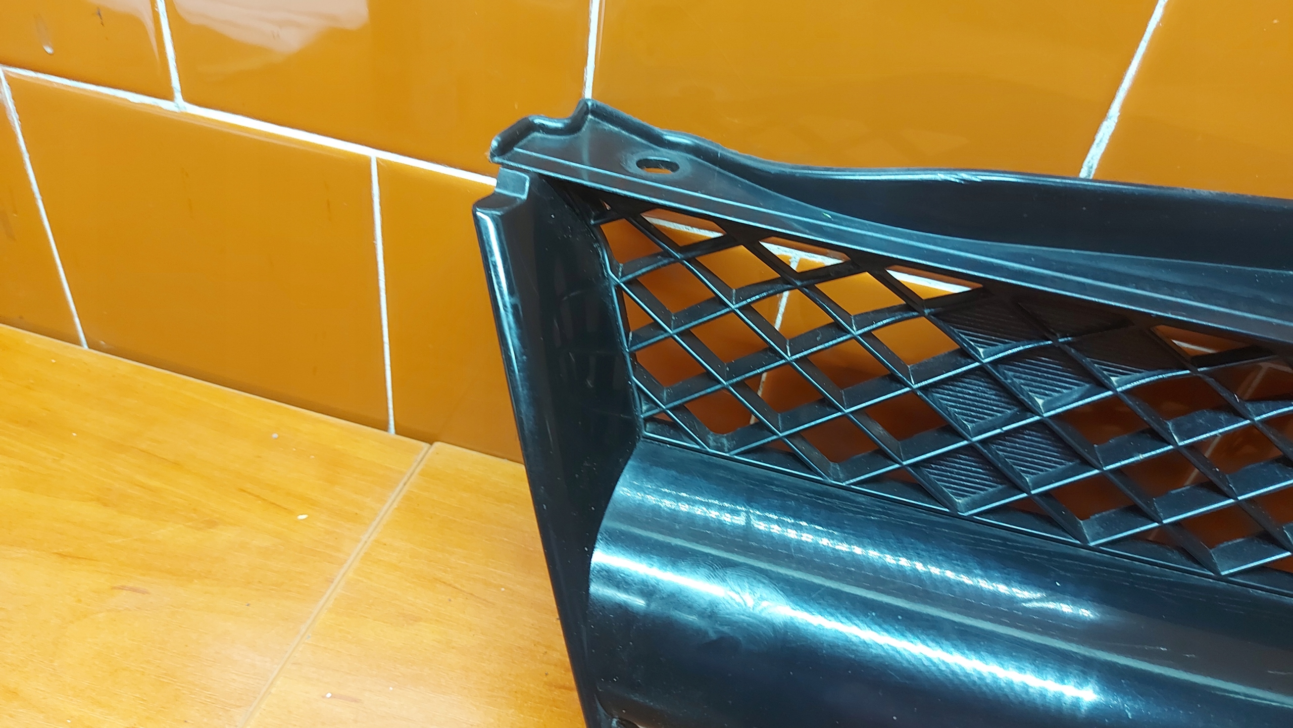 grill grille of a bumper front front left right right MITSUBISHI OUTLANDER and