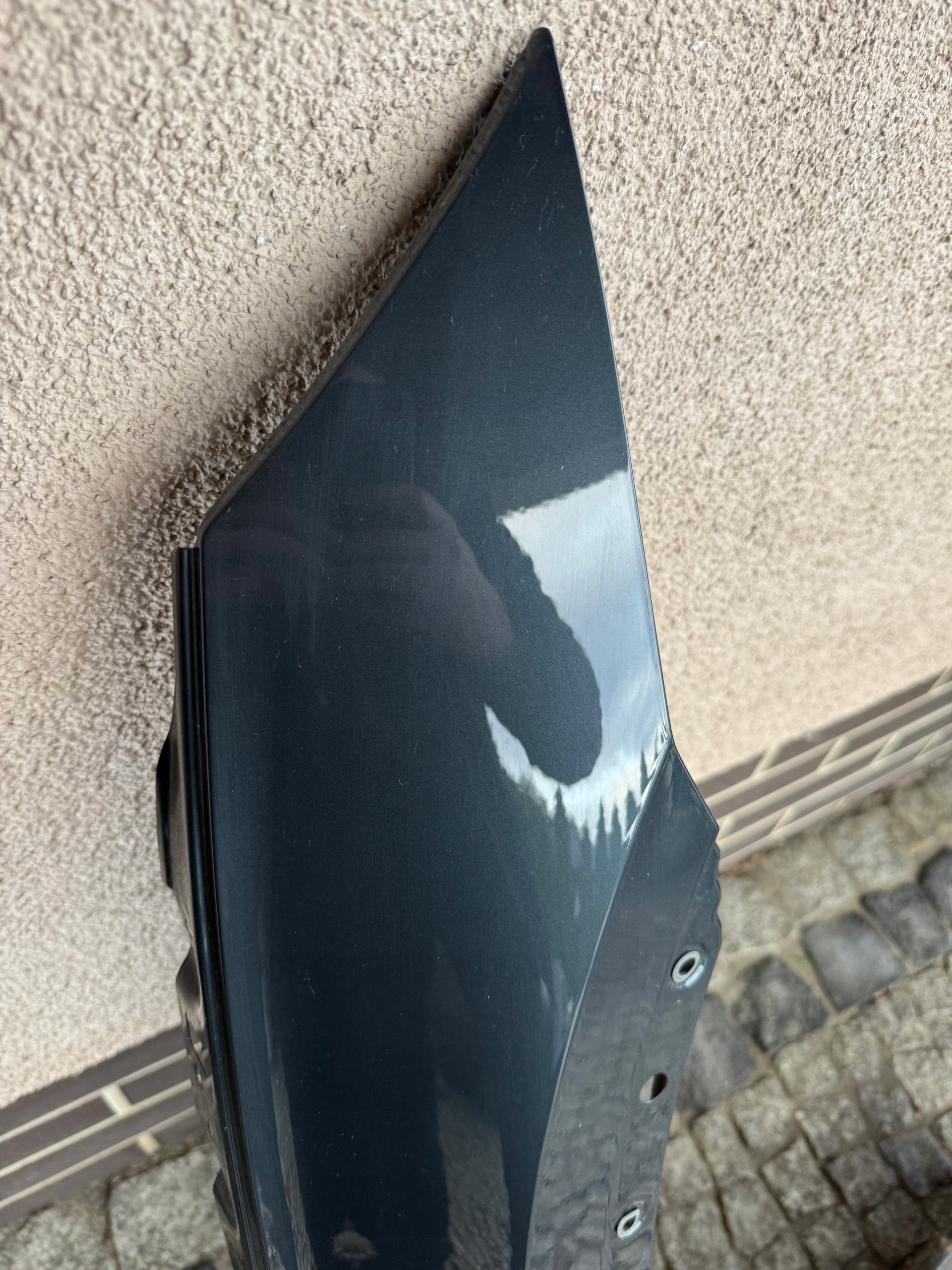 BŁOTNIK PRAWY PRZEDNI PRZÓD AUDI Q5 II 80A Kolor do lakierowania