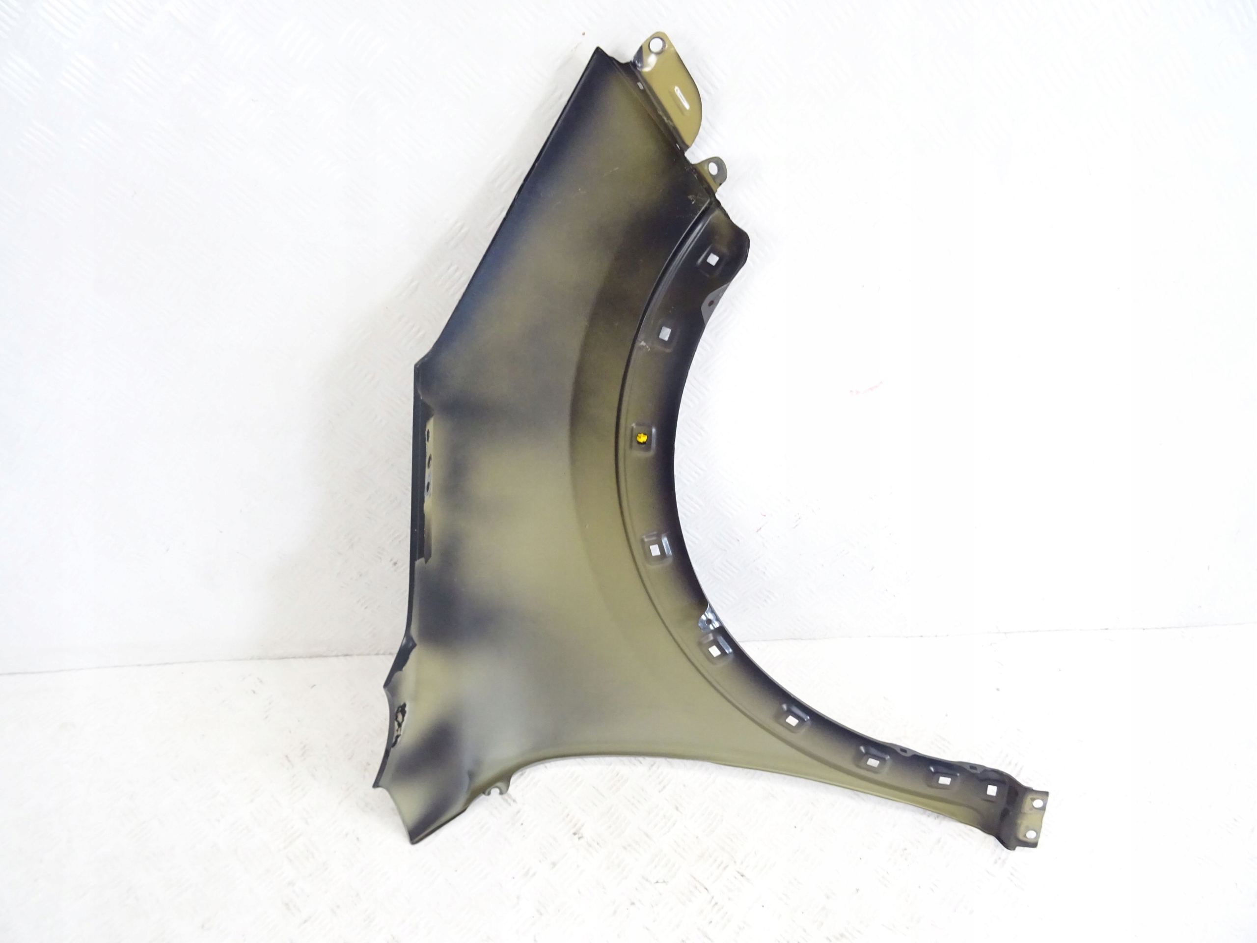 KIA NIRO 16-22 left fender front front