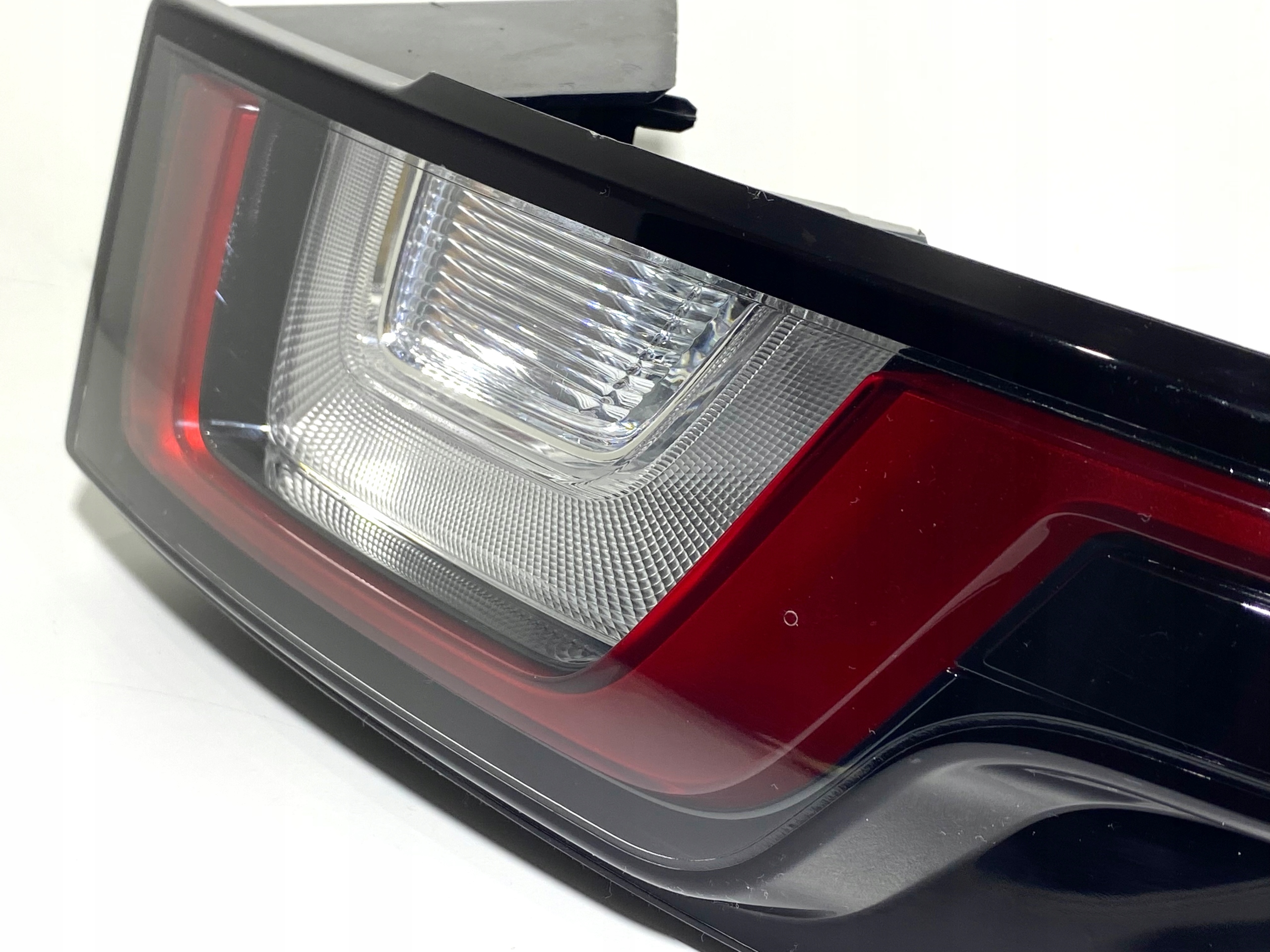 фонарь Range Rover Evoque LR116203 правый