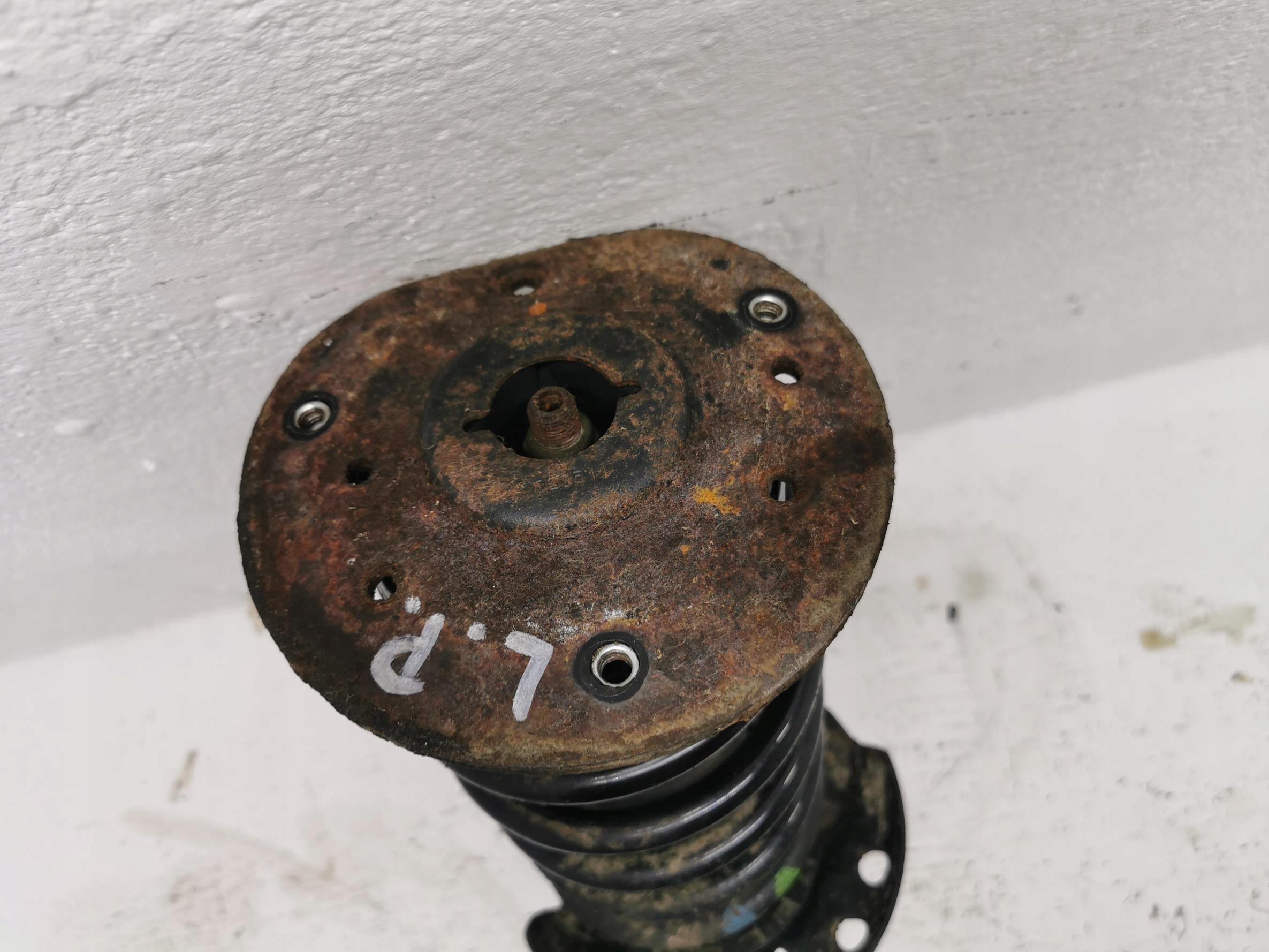 shock absorber left front VOLVO V60 and 31262902 10-18