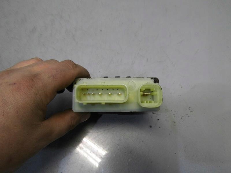 MODUŁ STEROWNIK WENTYLATORA 5008 II 9801916680 Producent części Peugeot OE