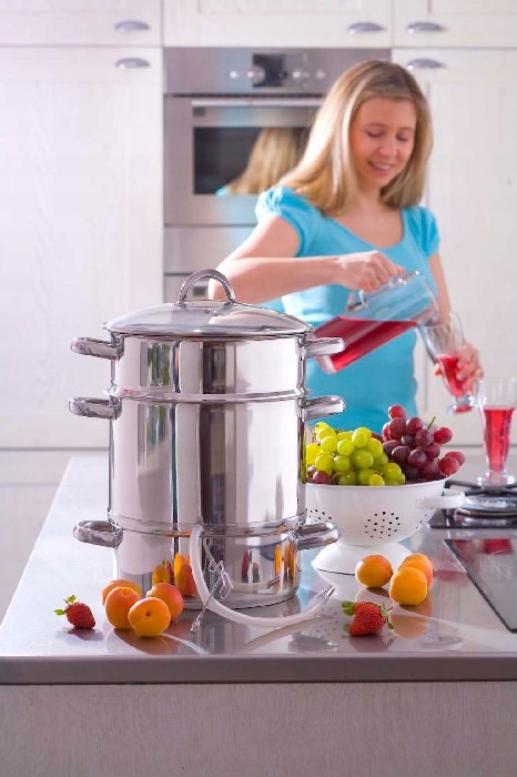 SOKOWNIK PAROWY NA INDUKCJE 8L DO OWOCÓW + GRATIS Pojemność 8 l