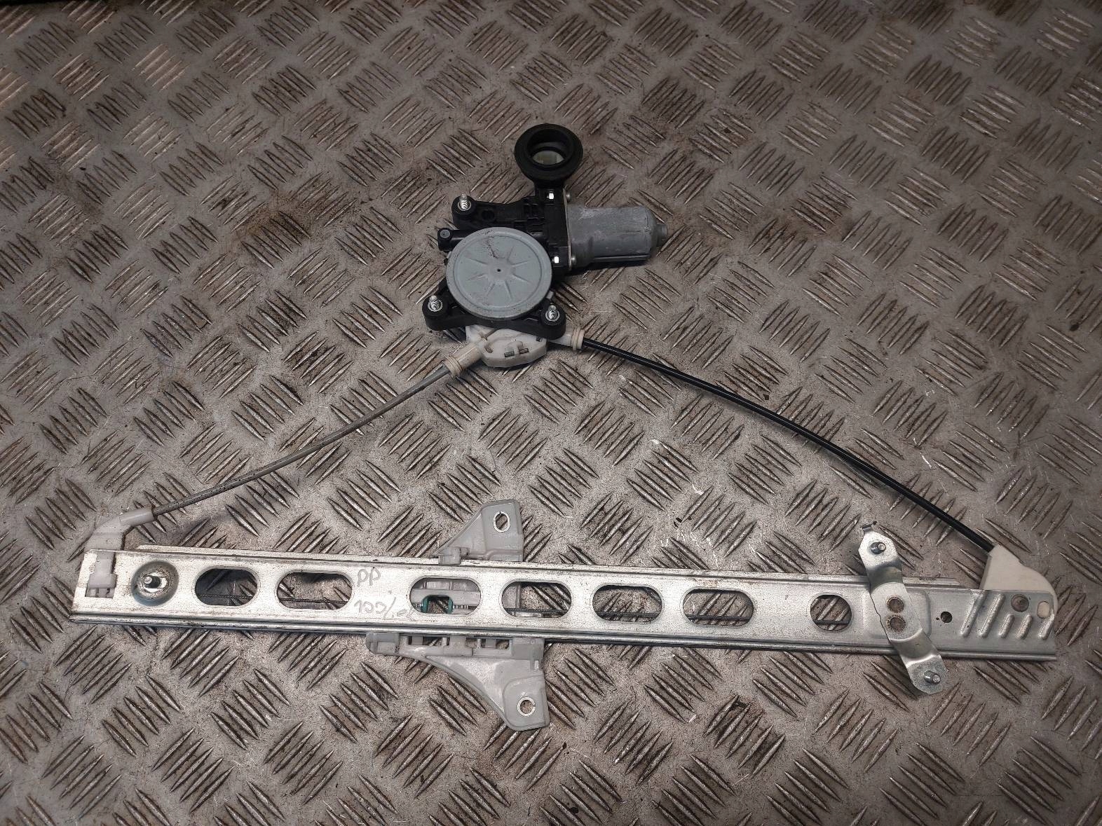 window regulator right front electrical SUZUKI SWIFT V MK7 83530-58J01