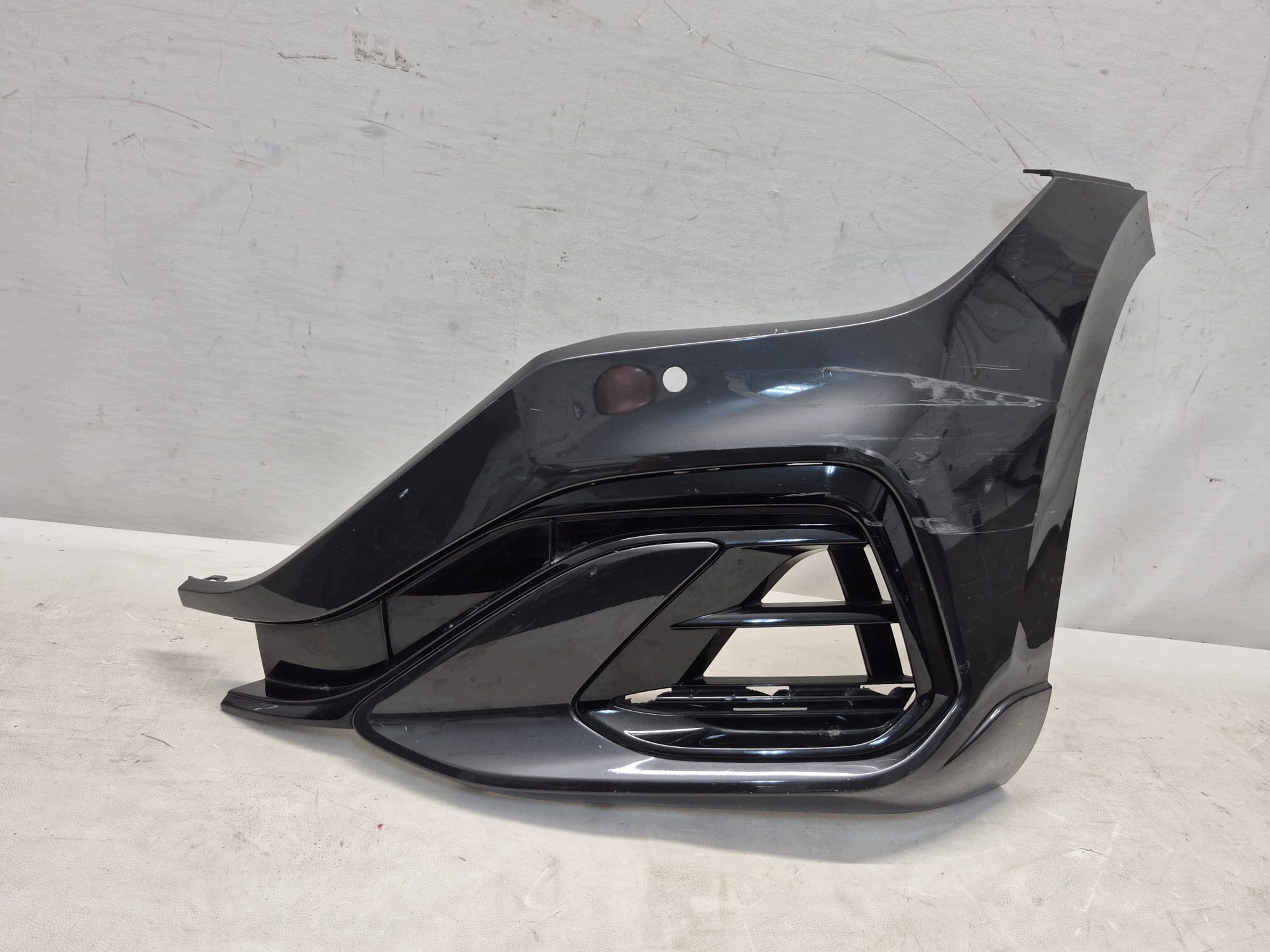 VW ARTEON R-LINE 3G8 LIFT 20- corner left bumper front 3G8807795D