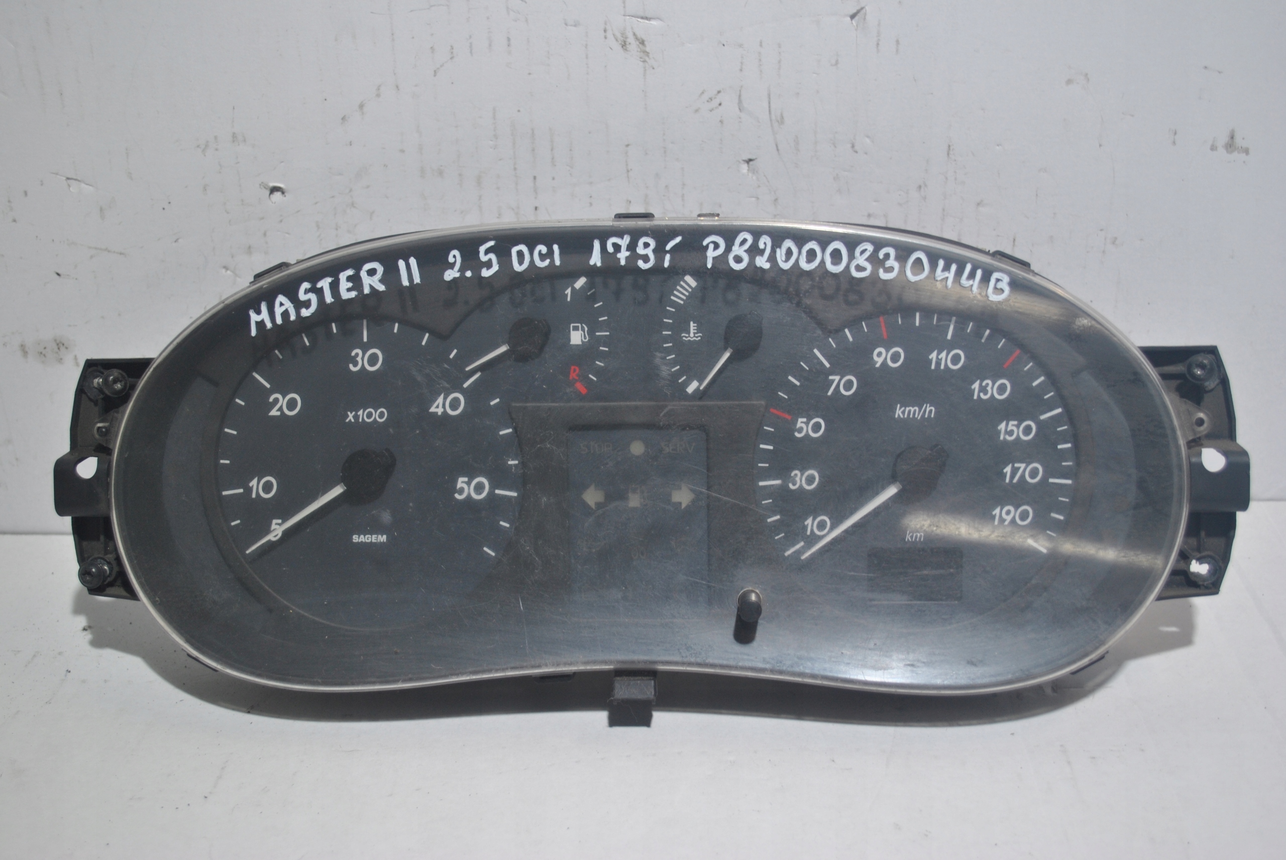 ЛІЧИЛЬНИК ГОДИН MASTER II 2.5 DCI P8200083044B