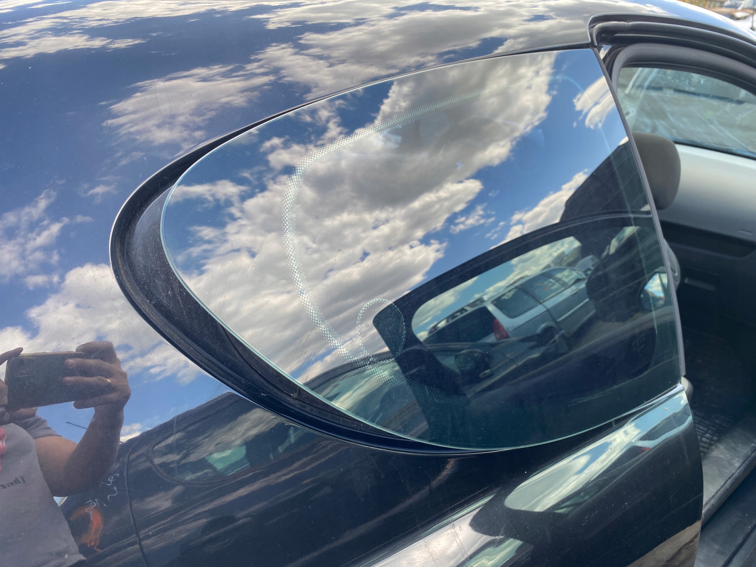 window side bodywork right uchylna Peugeot 207 06-15