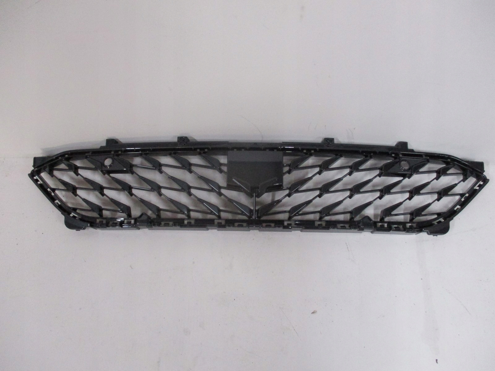 grid of a bumper CUPRA BORN 10E853677C PDC front