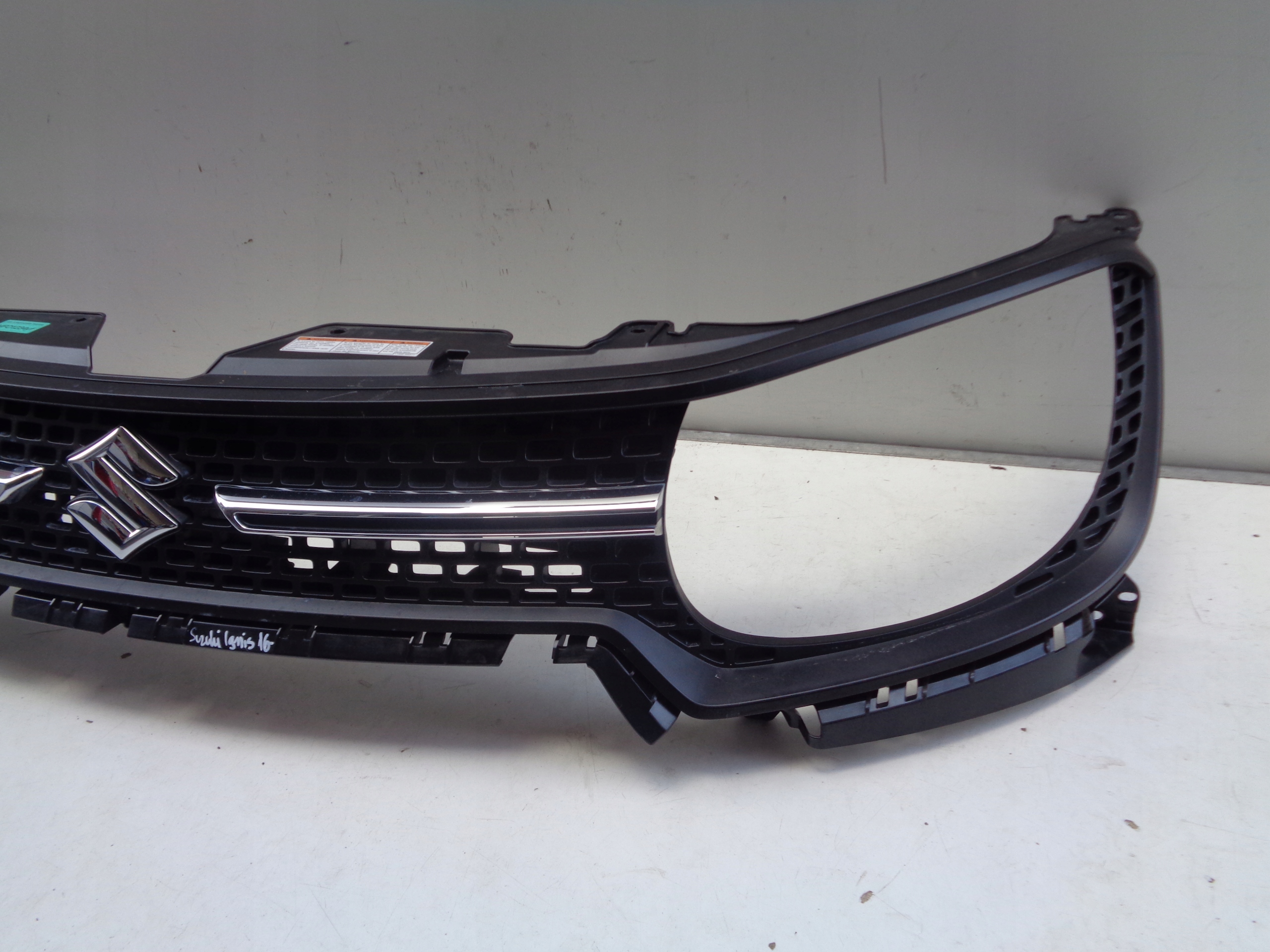 GRILLE SUZUKI IGNIS III 16