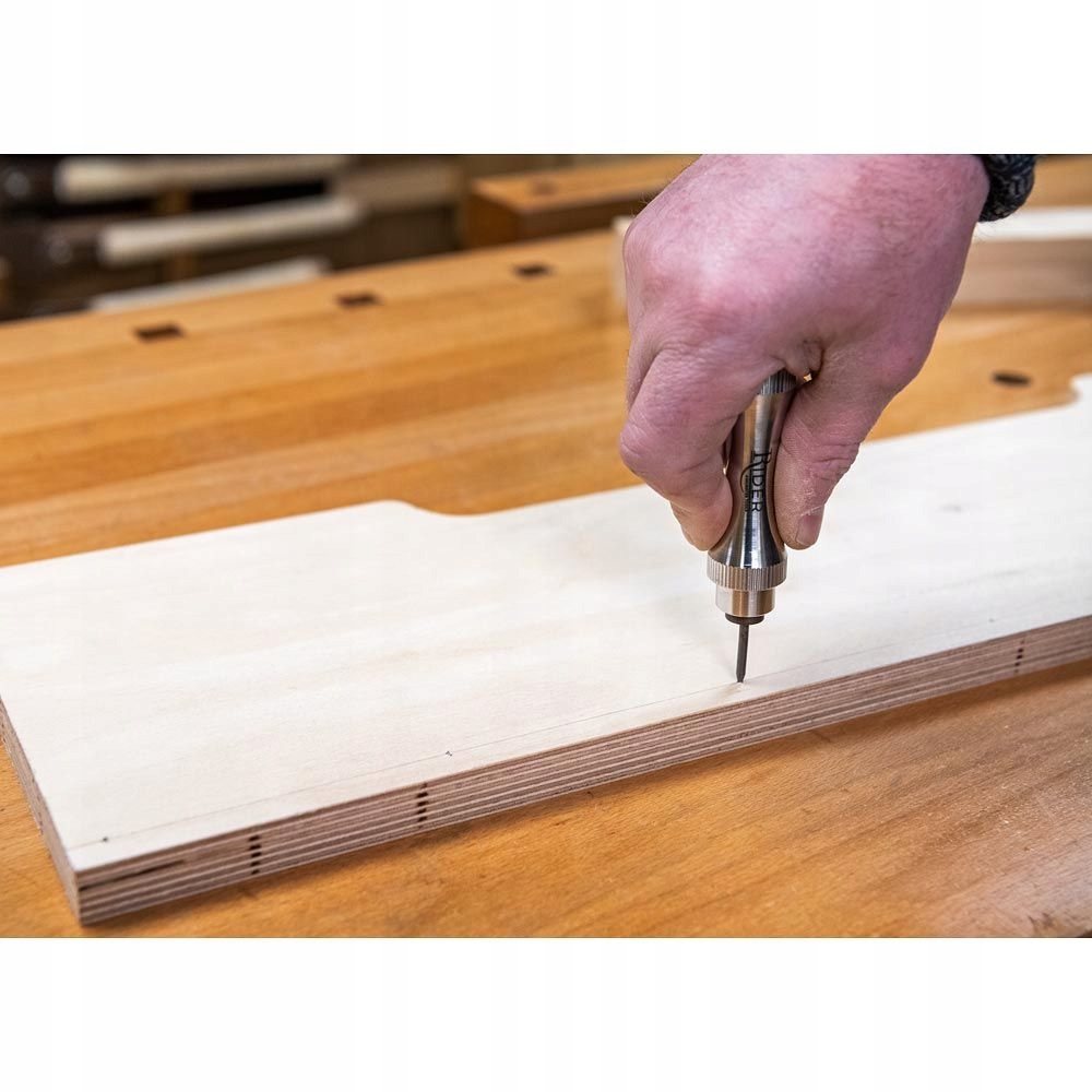 Profesjonalny punktak znacznik do drewna z wymienną końcówką AXMINSTER Marka Axminster