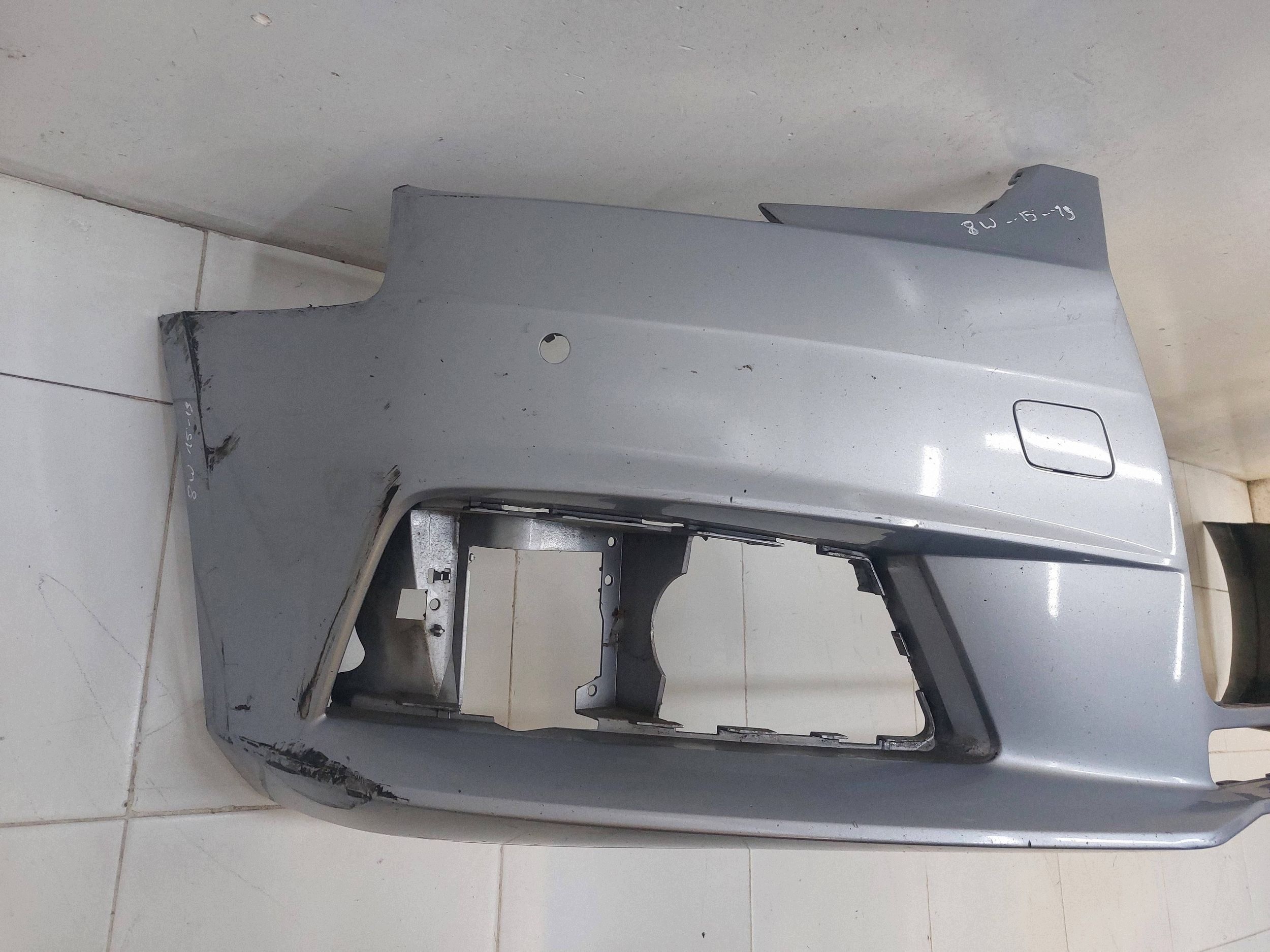 AUDI A4 B9 8W 16- 19r nárazník předek přední